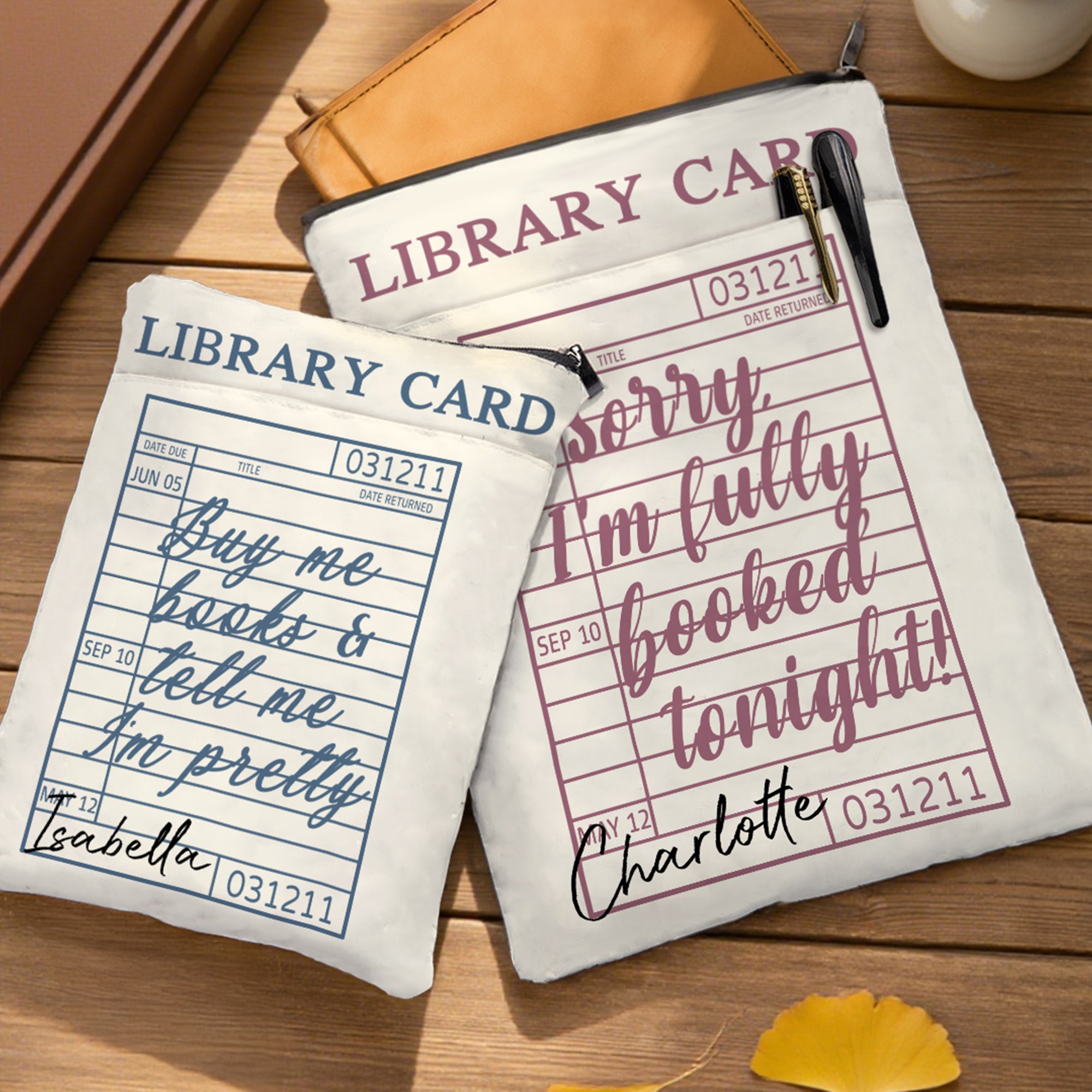 Funda protectora impermeable con bolsillo frontal y cremallera para el carné de biblioteca personalizado Regalo de vuelta al cole para los amantes de los libros Ratones de biblioteca