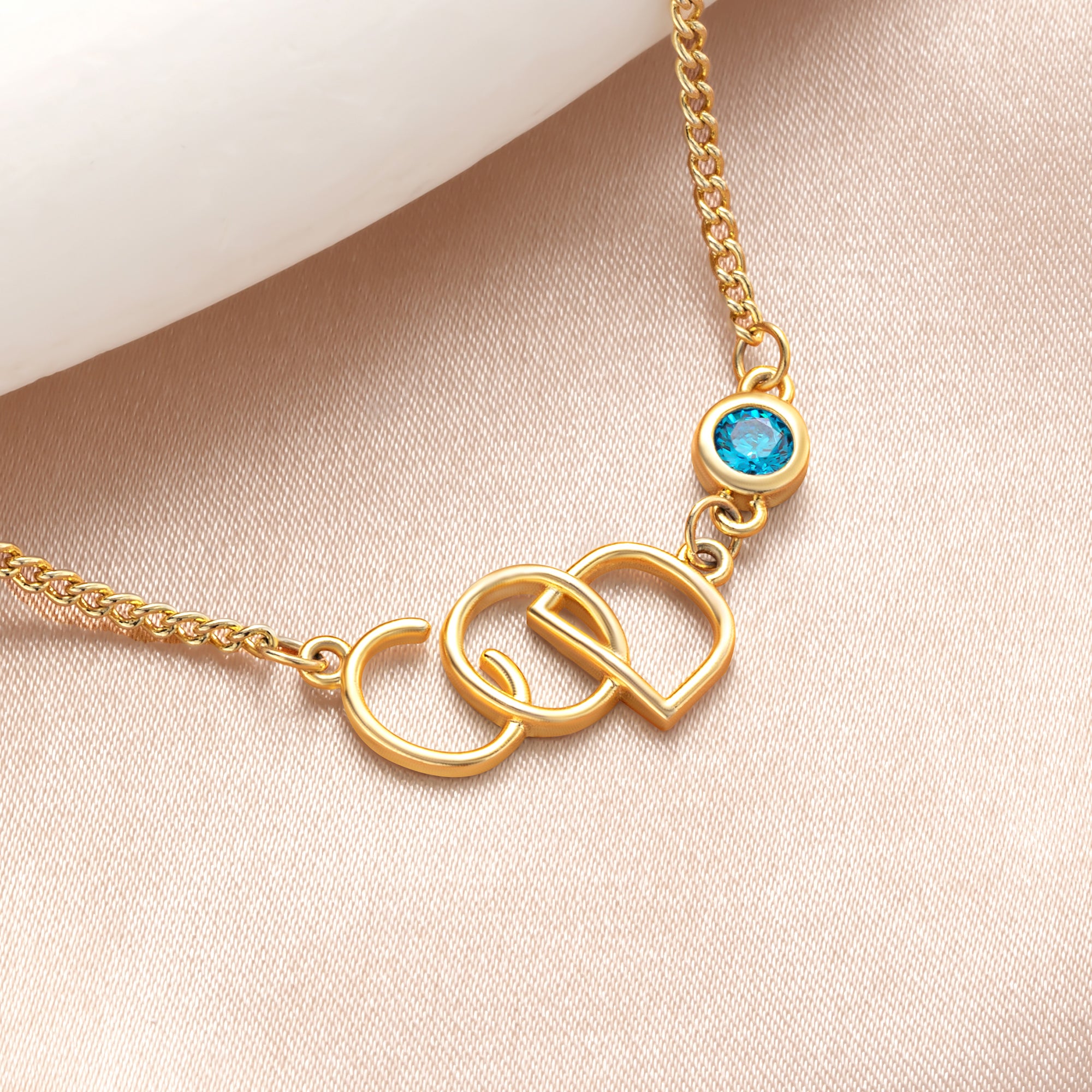 Personalizada Tiny entrelazados Letra Colgante Collar con piedra de nacimiento Aniversario Cumpleaños Regalo para Mujeres