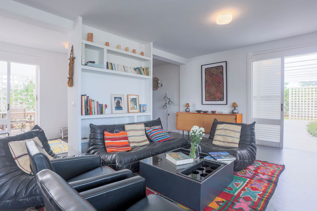 Peaceful Classic Ibiza Villa with a Large Pool in San Antonio