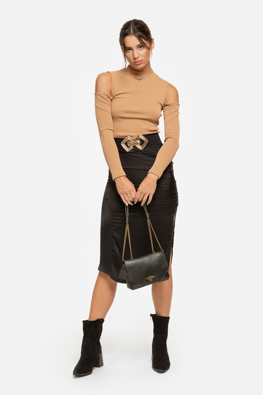 TOP  CUT OUT