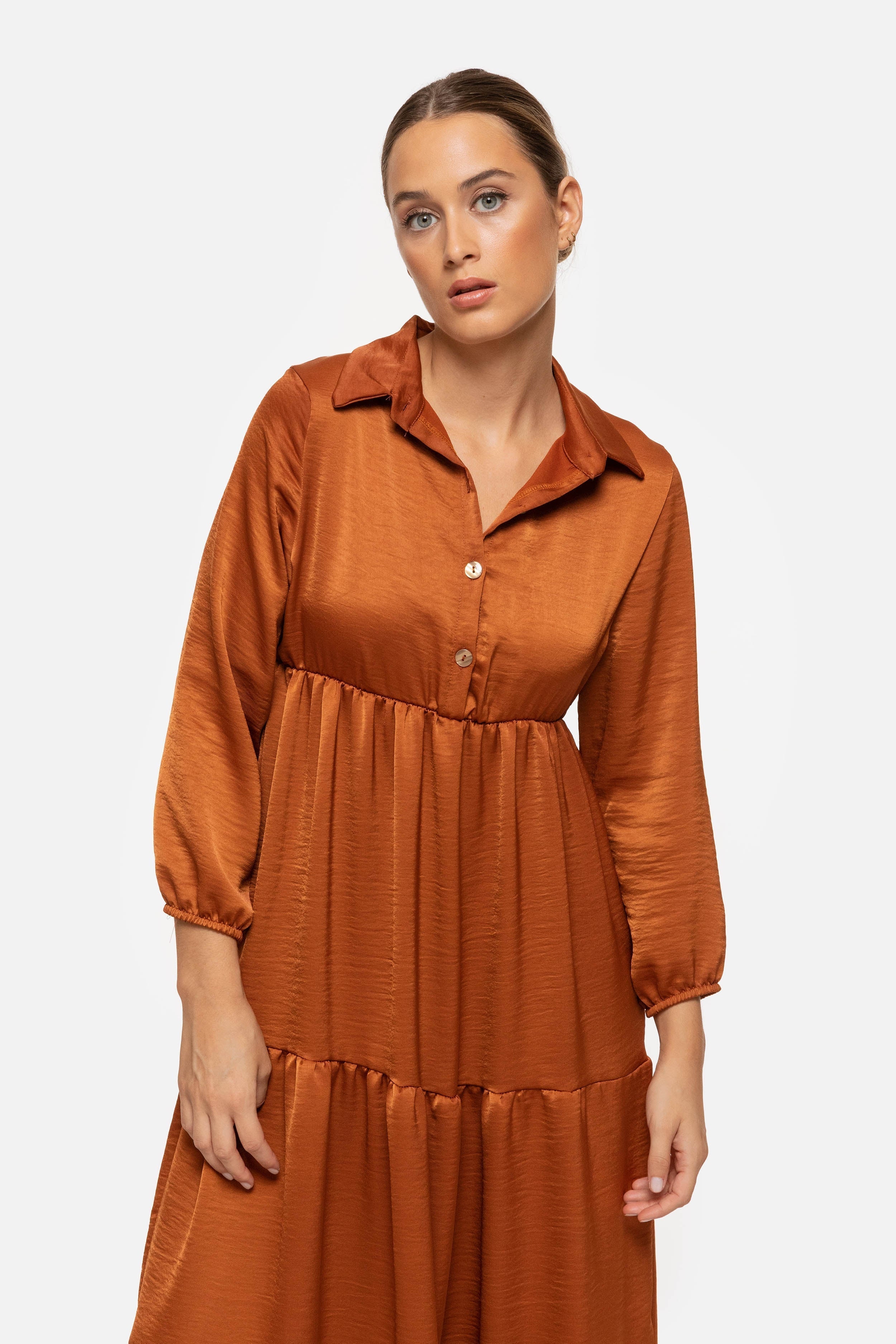 VESTIDO  SATINADO