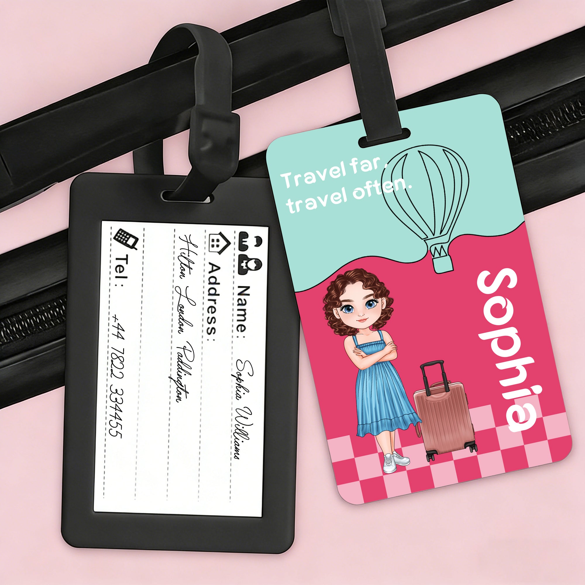 Etiqueta de equipaje personalizada con el nombre y texto de un personaje de viaje familiar de dibujos animados Accesorio de viaje Regalo de cumpleaños para amigos de la familia