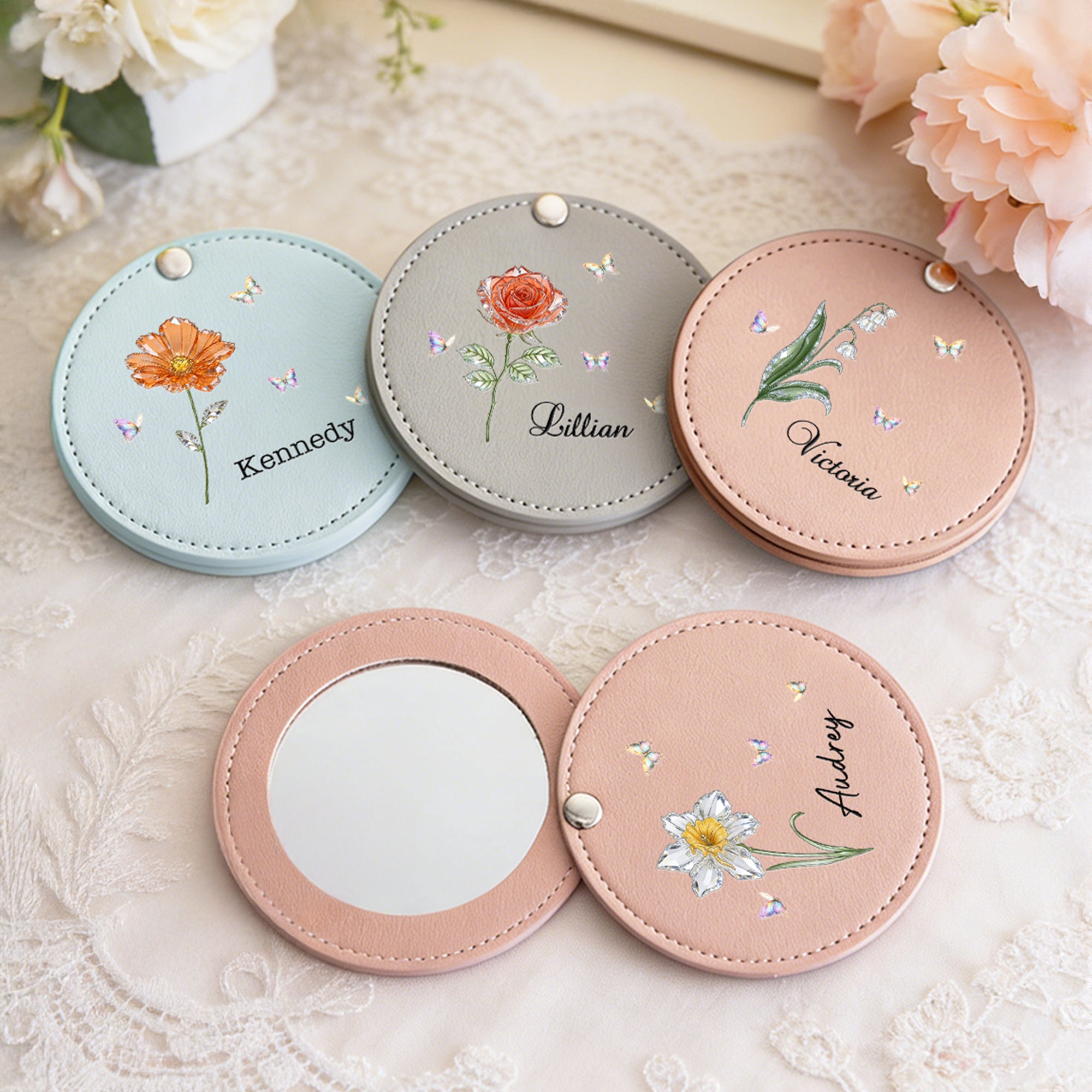 Personalizada de cristal de nacimiento de la flor de la mariposa portátil de cuero PU espejo de maquillaje con el nombre de la boda cumpleaños aniversario de regalo para las mujeres Besties Novias