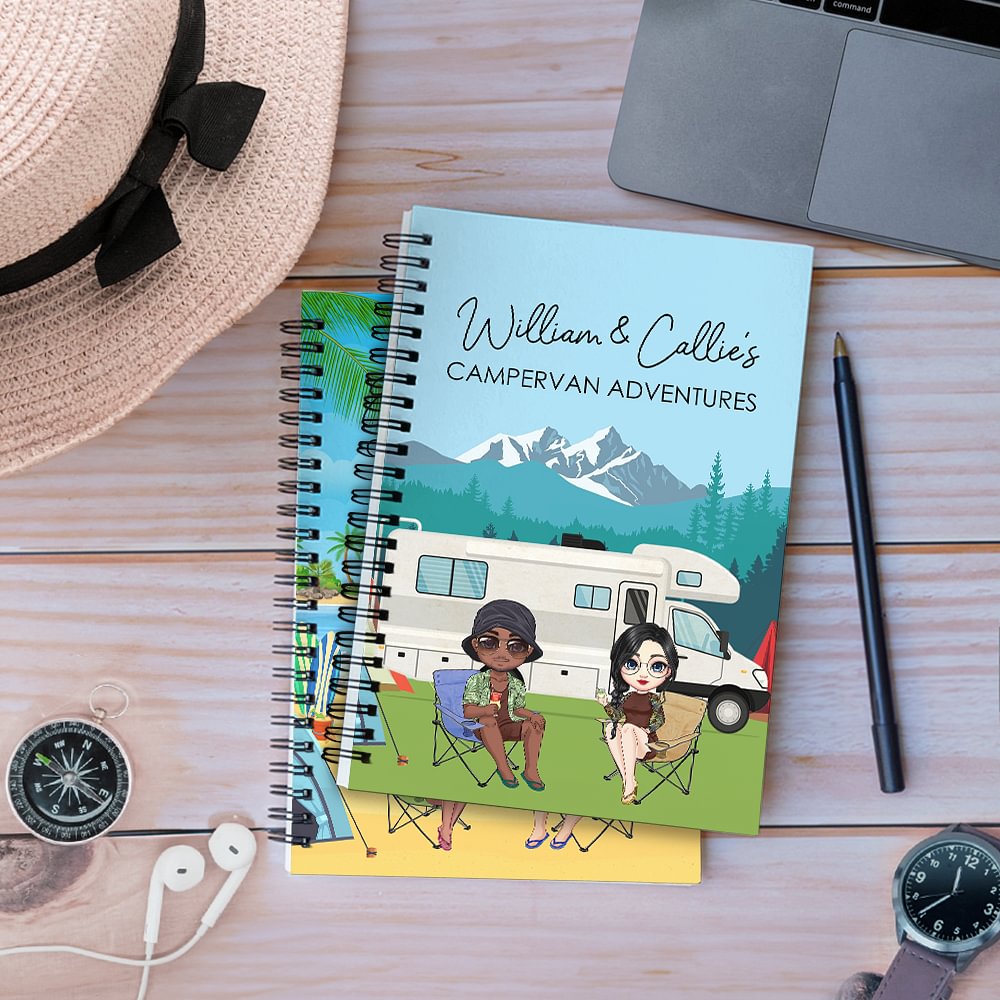 Personalizado Campervan Carpa Caricatura Carácter espiral cuaderno con nombre y texto Viajes Cumpleaños Regalo para amigo Familia