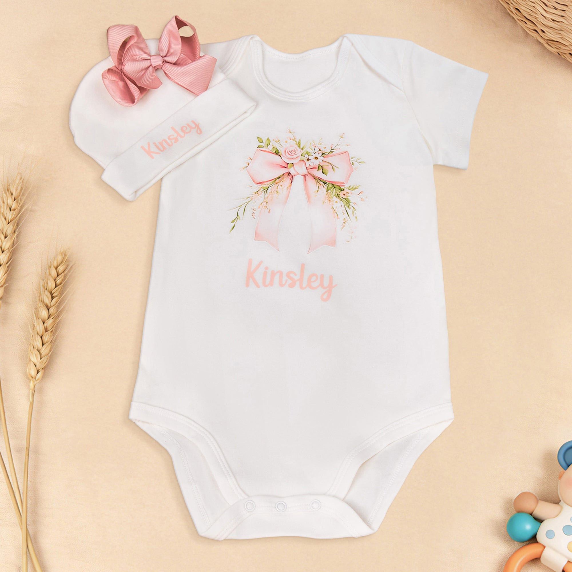 Personalizado 100% Algodón Lazo Flor Suave Bebé Niña Body Sombrero con Nombre Baby Shower Cumpleaños Regalo para Recién Nacidos Nuevos Padres