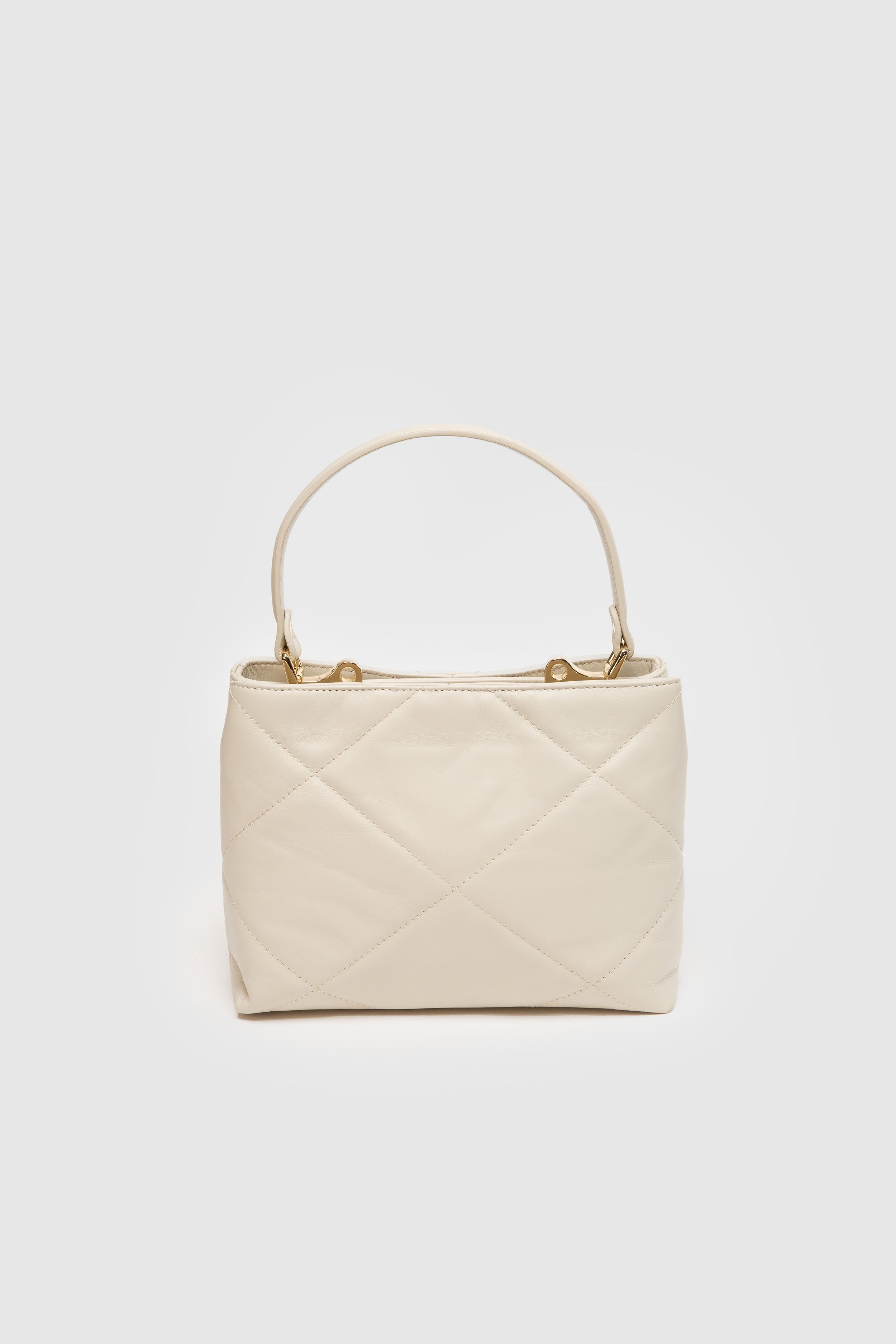 BOLSO  TACHUELAS