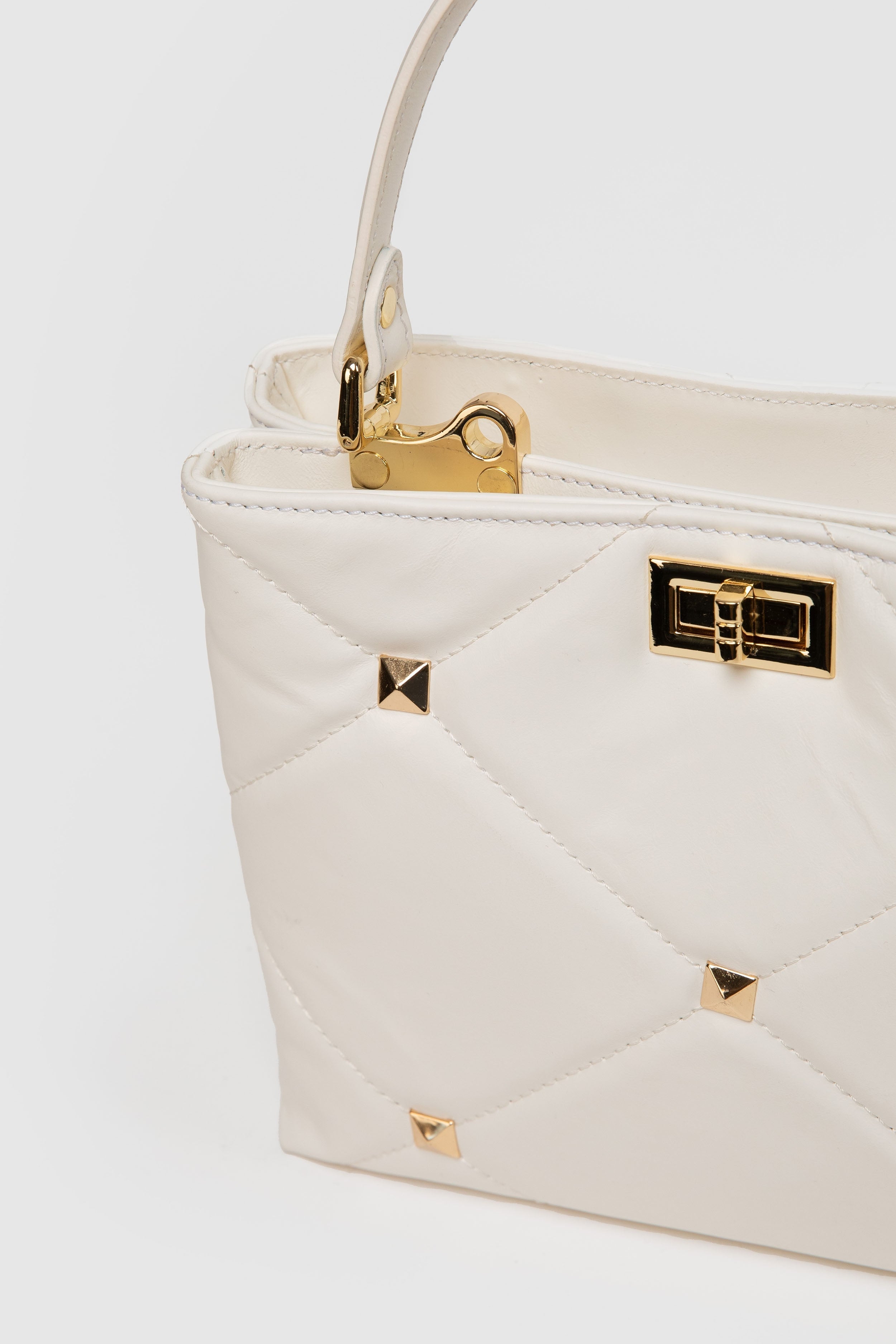 BOLSO  TACHUELAS