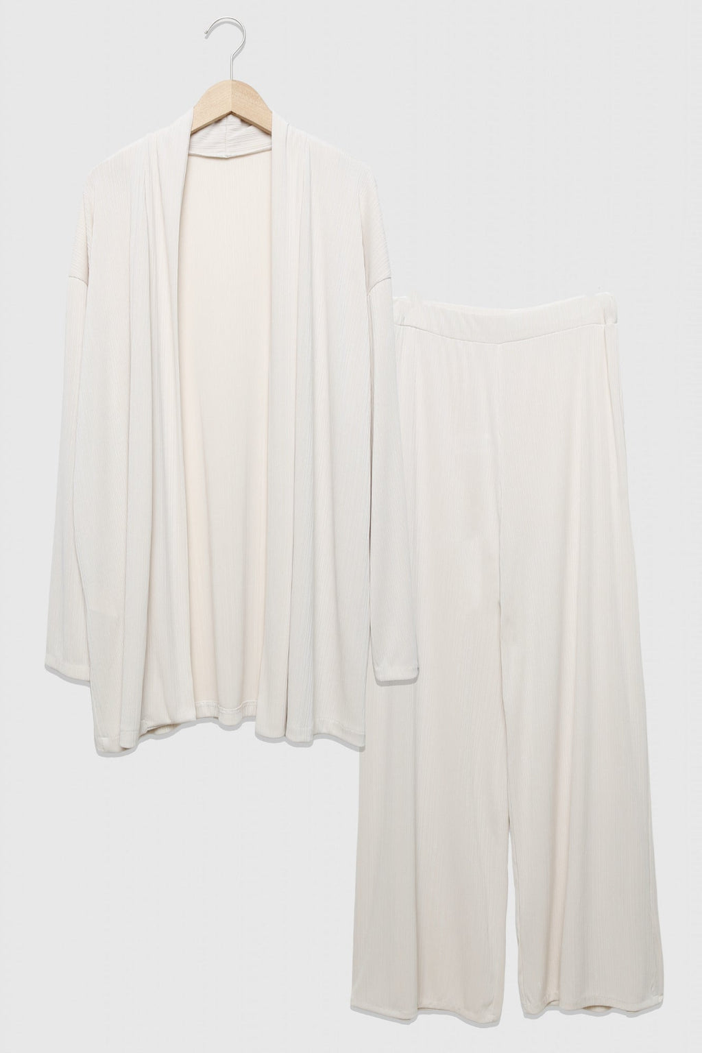 CONJUNTO  CURVE KIMONO VICTORIA