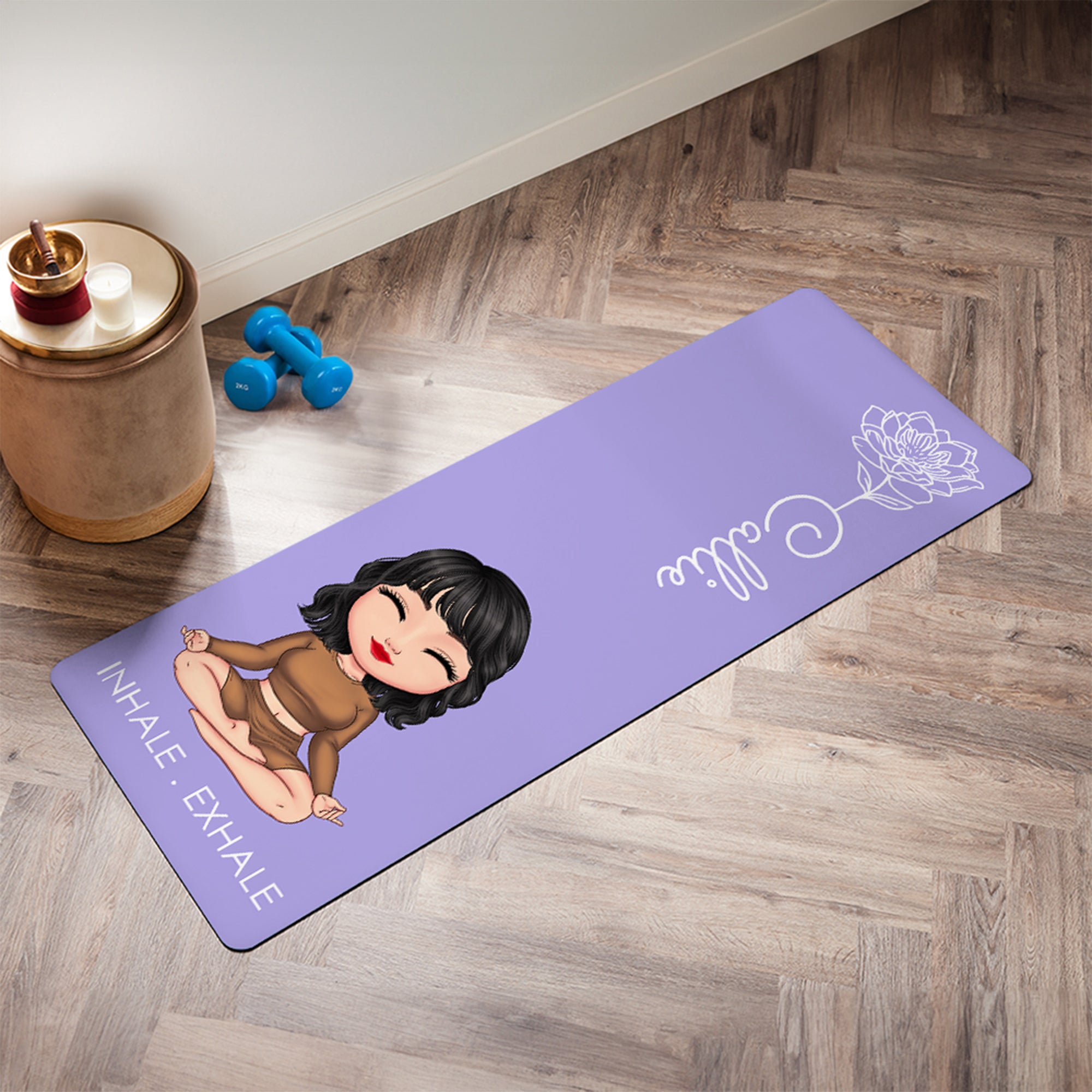 Personalizado de dibujos animados de yoga de nacimiento de flores de la estera de yoga con el nombre y el texto de Deportes Accesorios Regalo de cumpleaños para las mujeres amantes del yoga