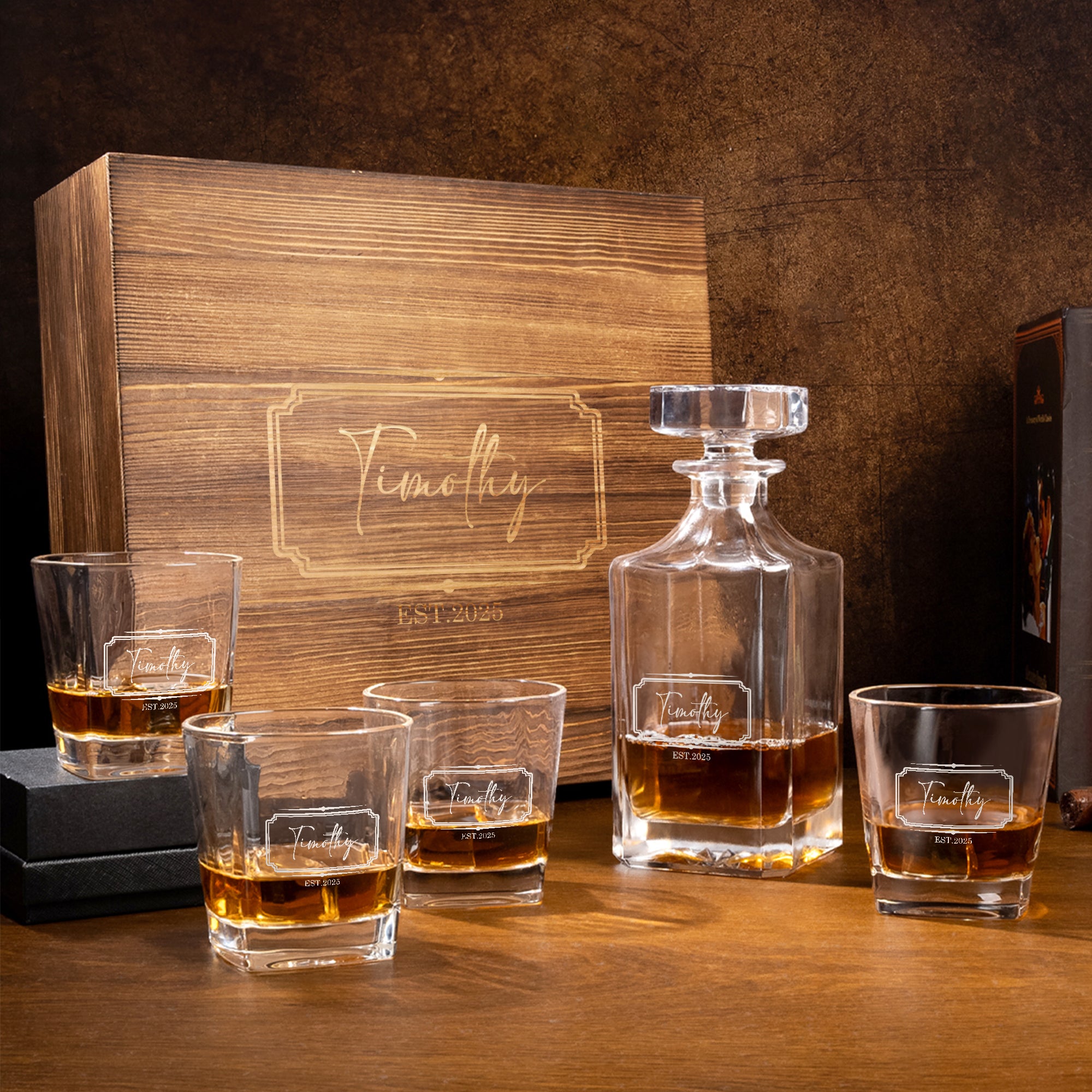 Decantador de whisky con borde vintage personalizado y caja con nombre, inicial y fecha grabados Regalo de aniversario de cumpleaños de Navidad para hombres de la familia