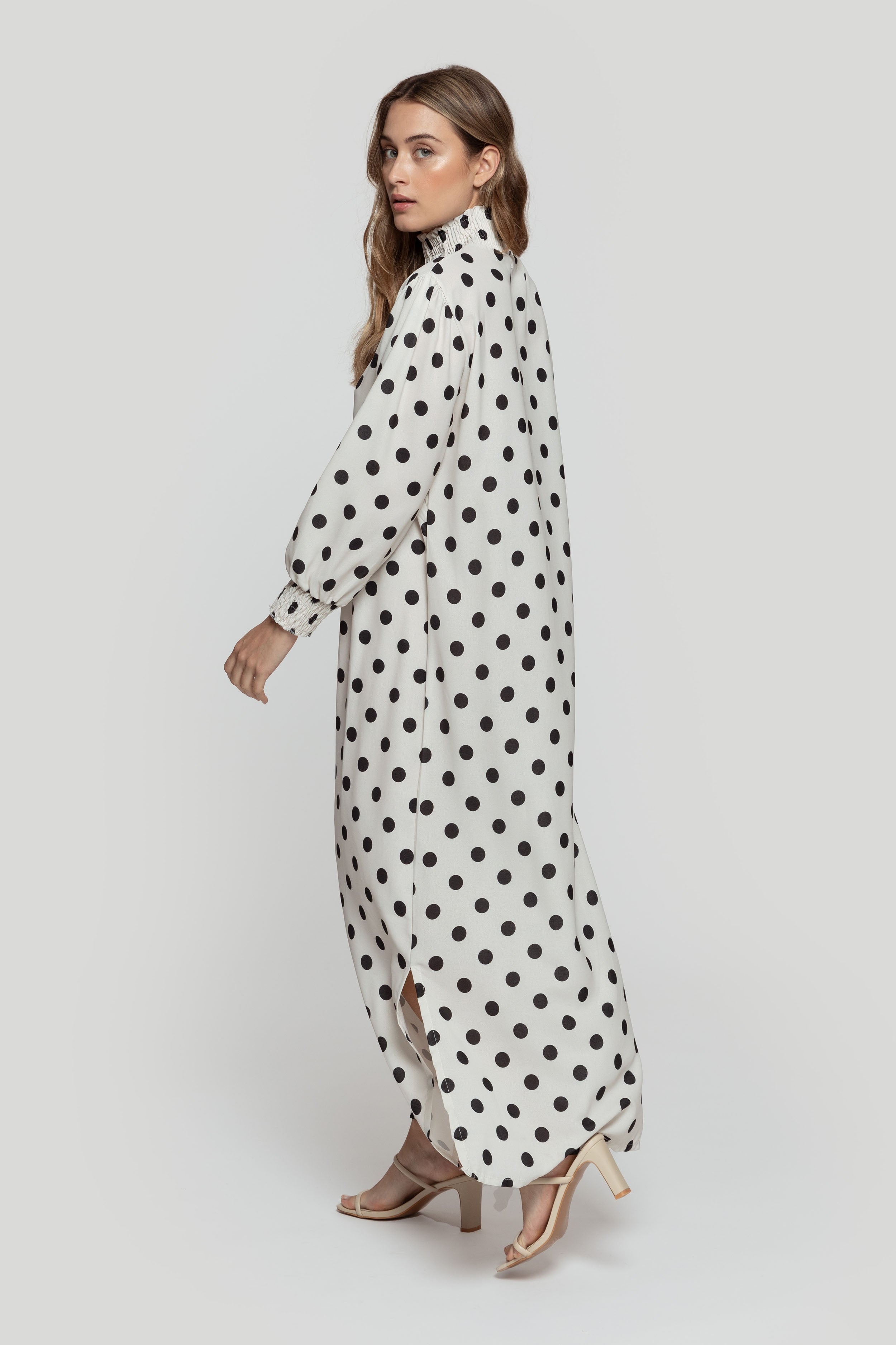 VESTIDO  LUNARES