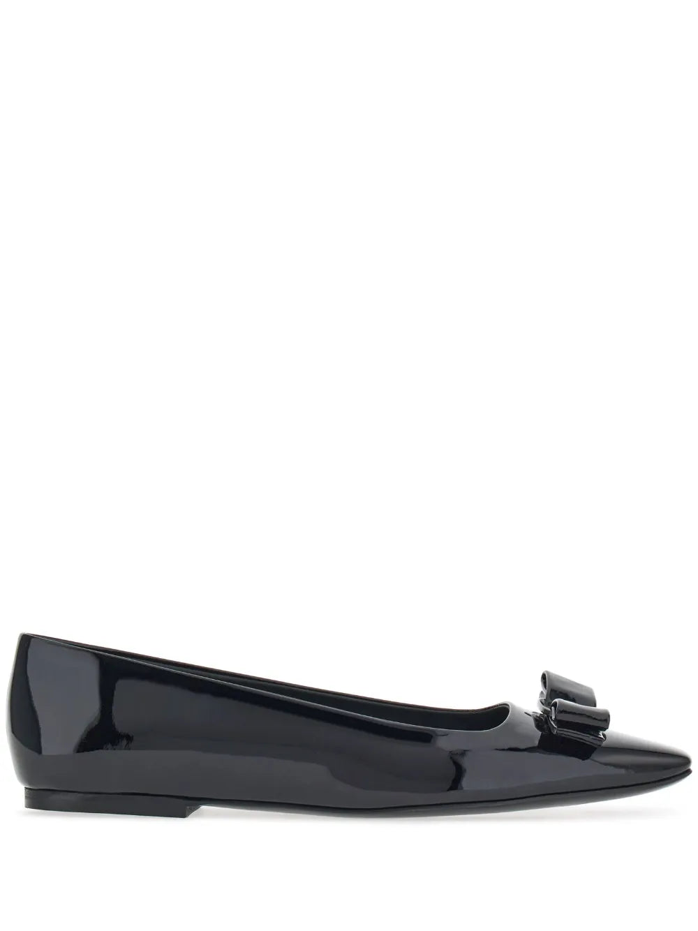 Ferragamo Vara Flat — Black