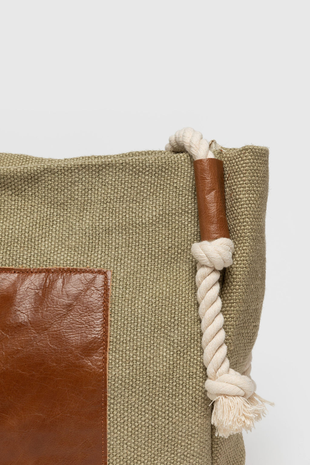 BOLSO  TRENZADO