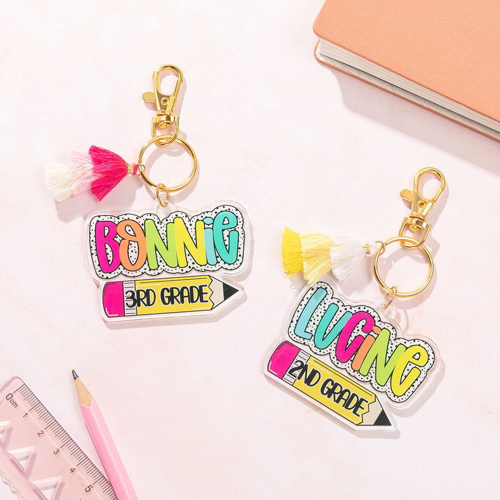 Llavero personalizado con nombre de dálmata de lunares de colores y borla Accesorio de mochila Regalo de cumpleaños de vuelta al cole para niños