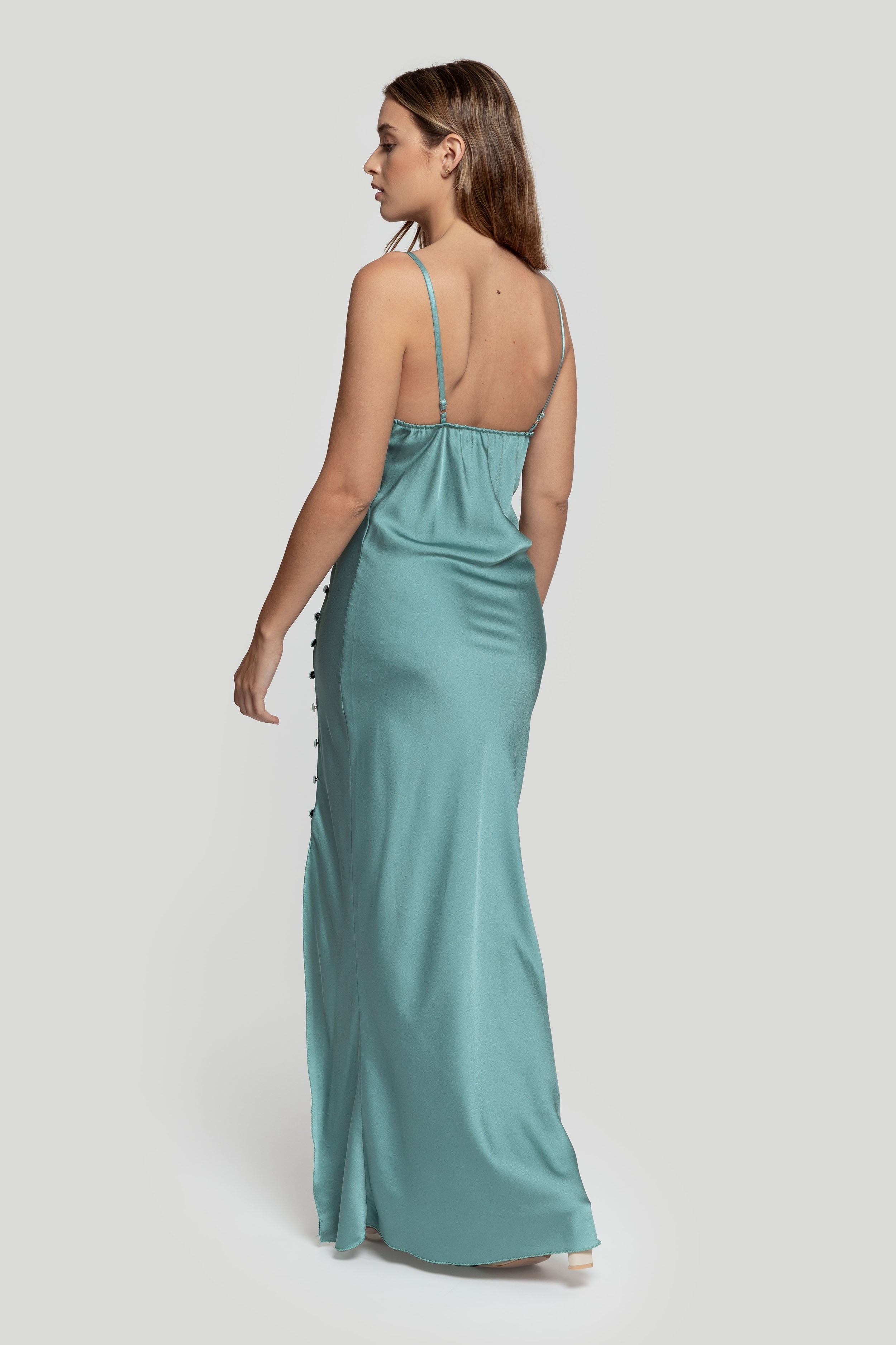 VESTIDO  LENCERO