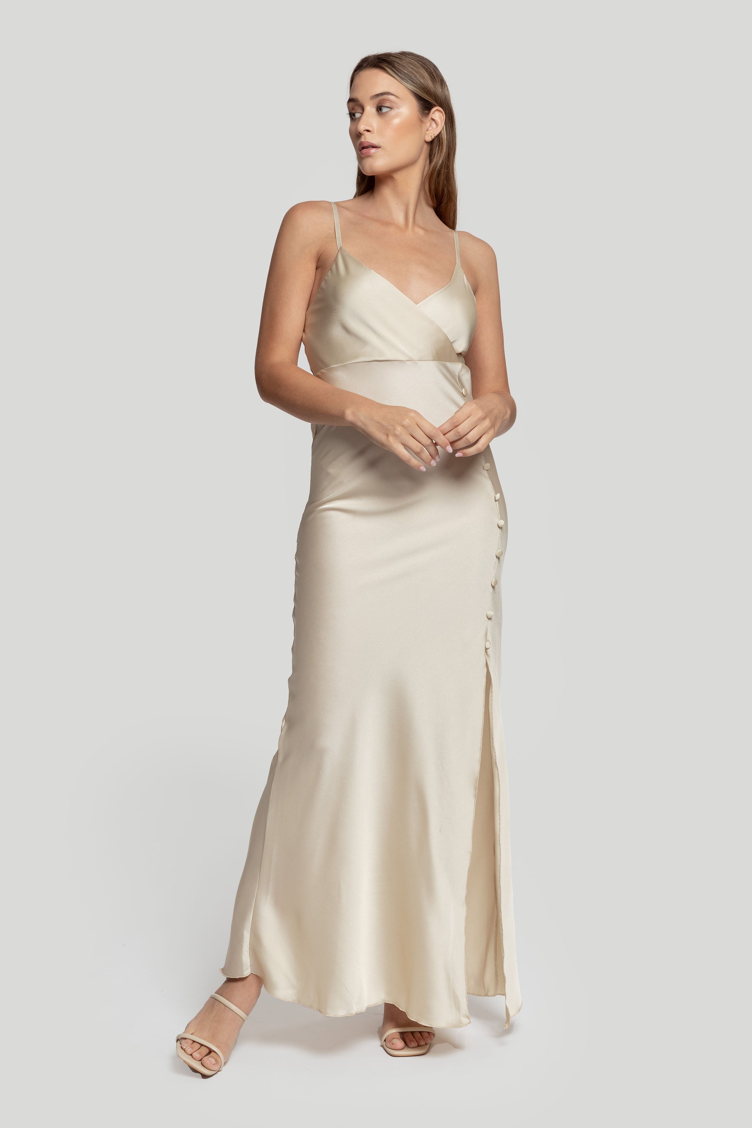 VESTIDO  LENCERO