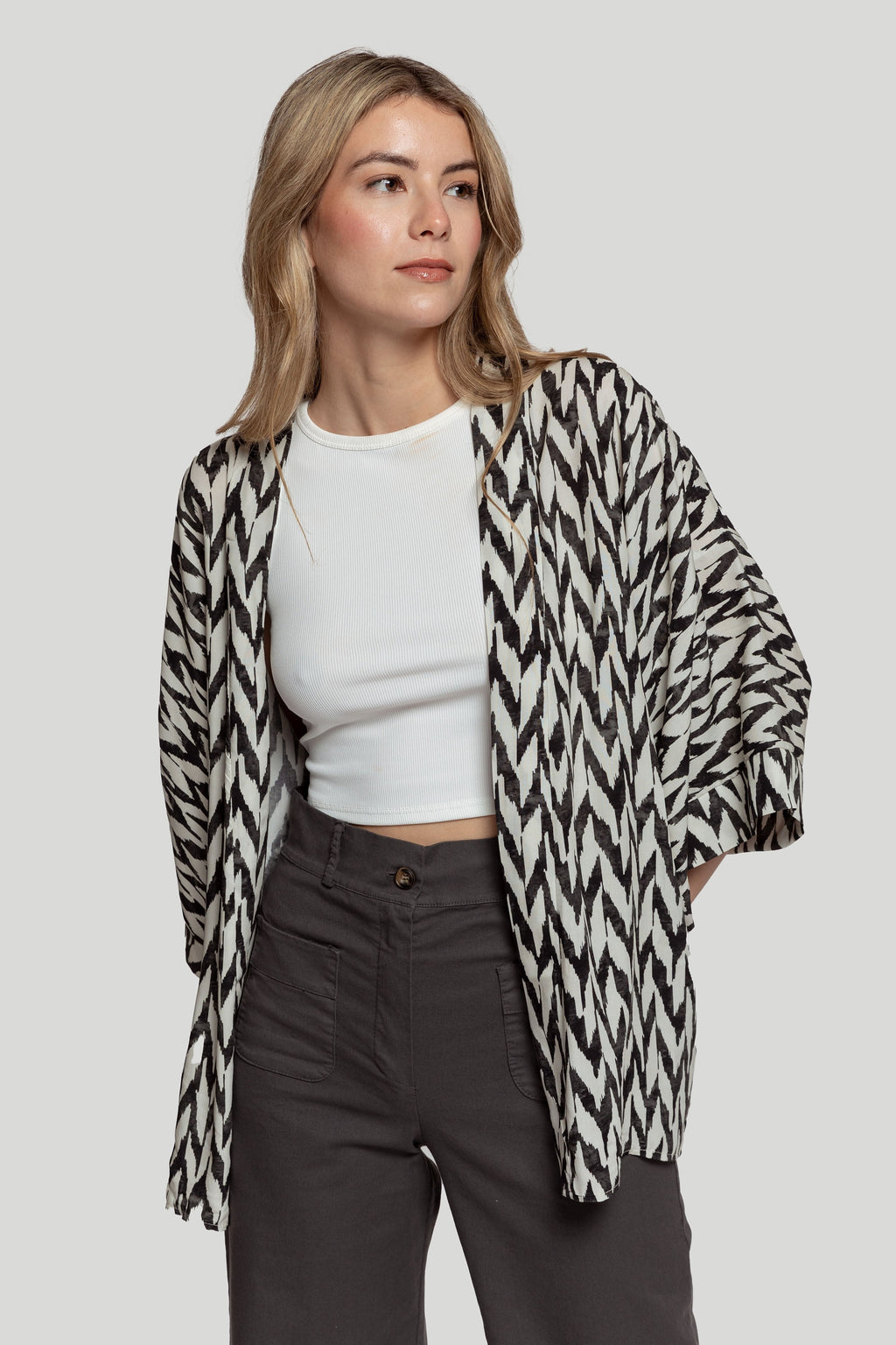 KIMONO  ABIERTO