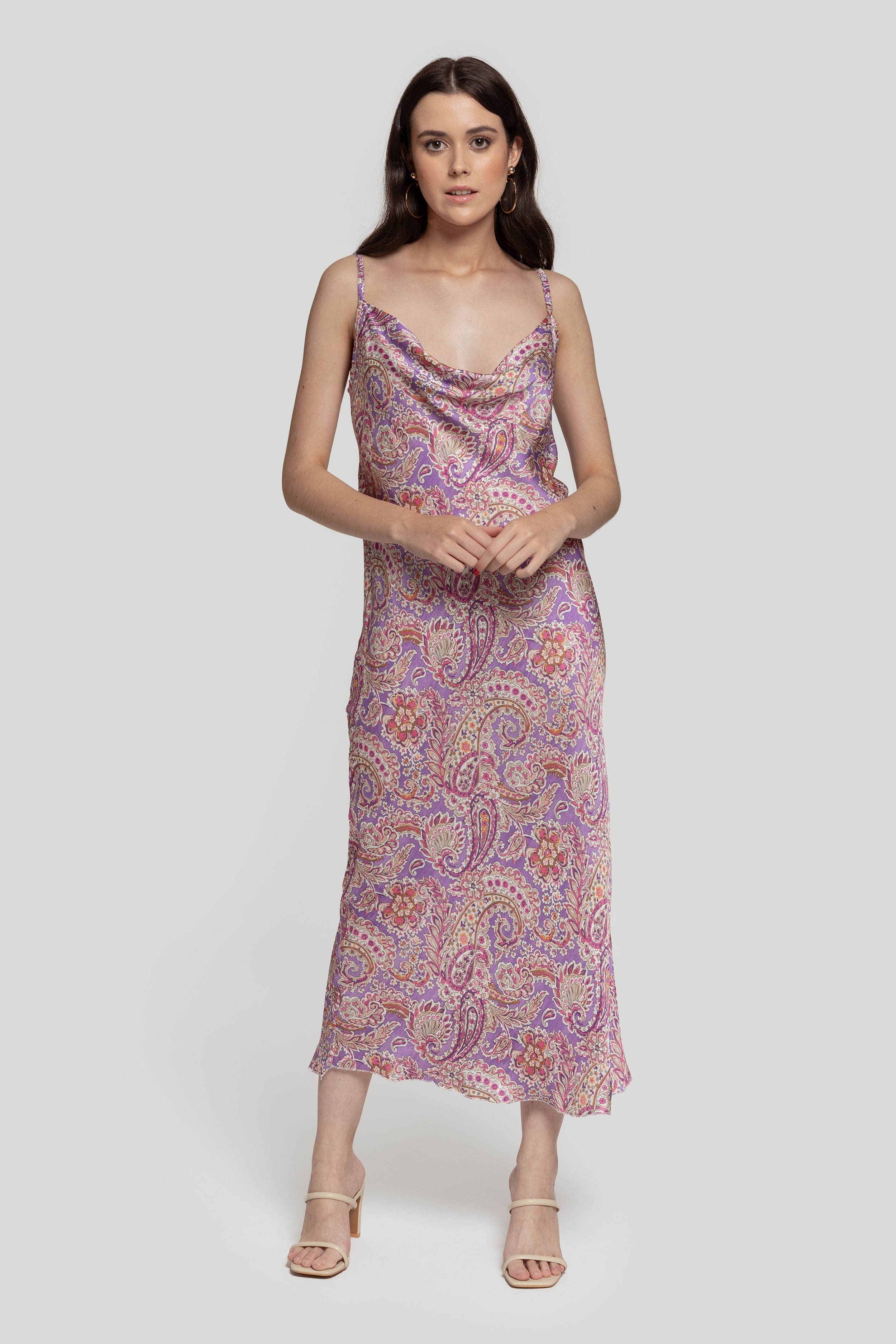 VESTIDO  SATINADO
