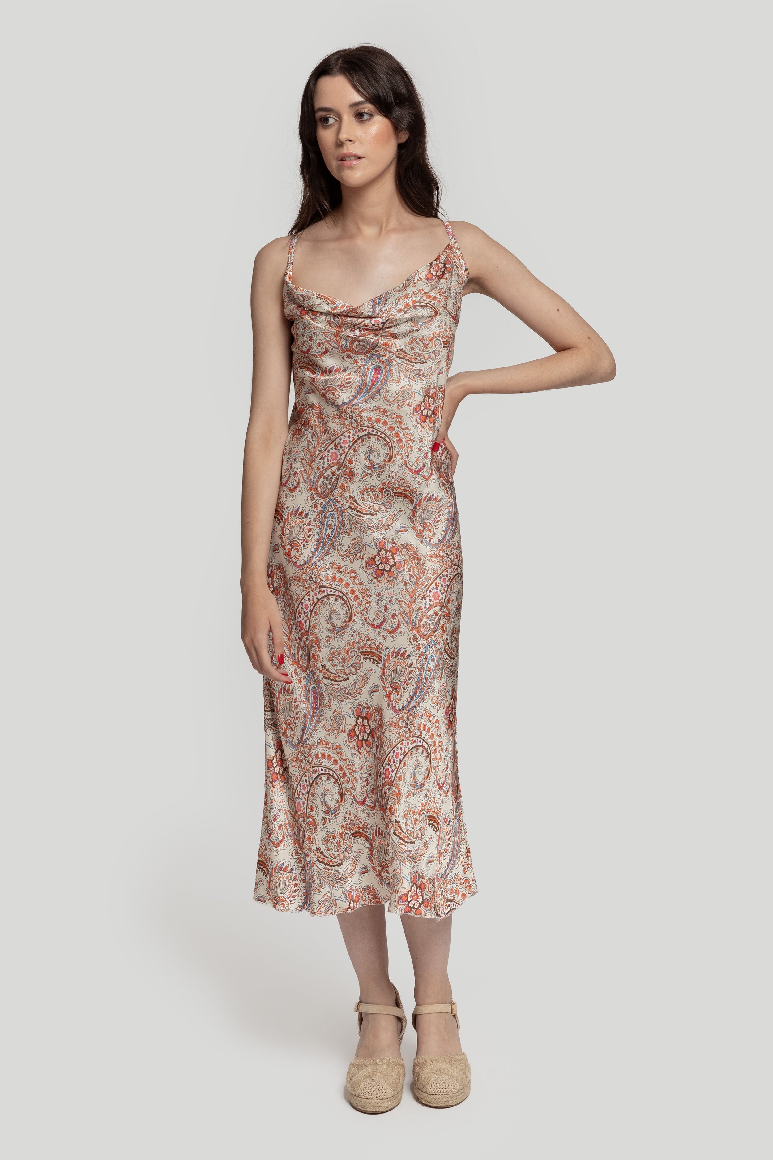 VESTIDO  SATINADO