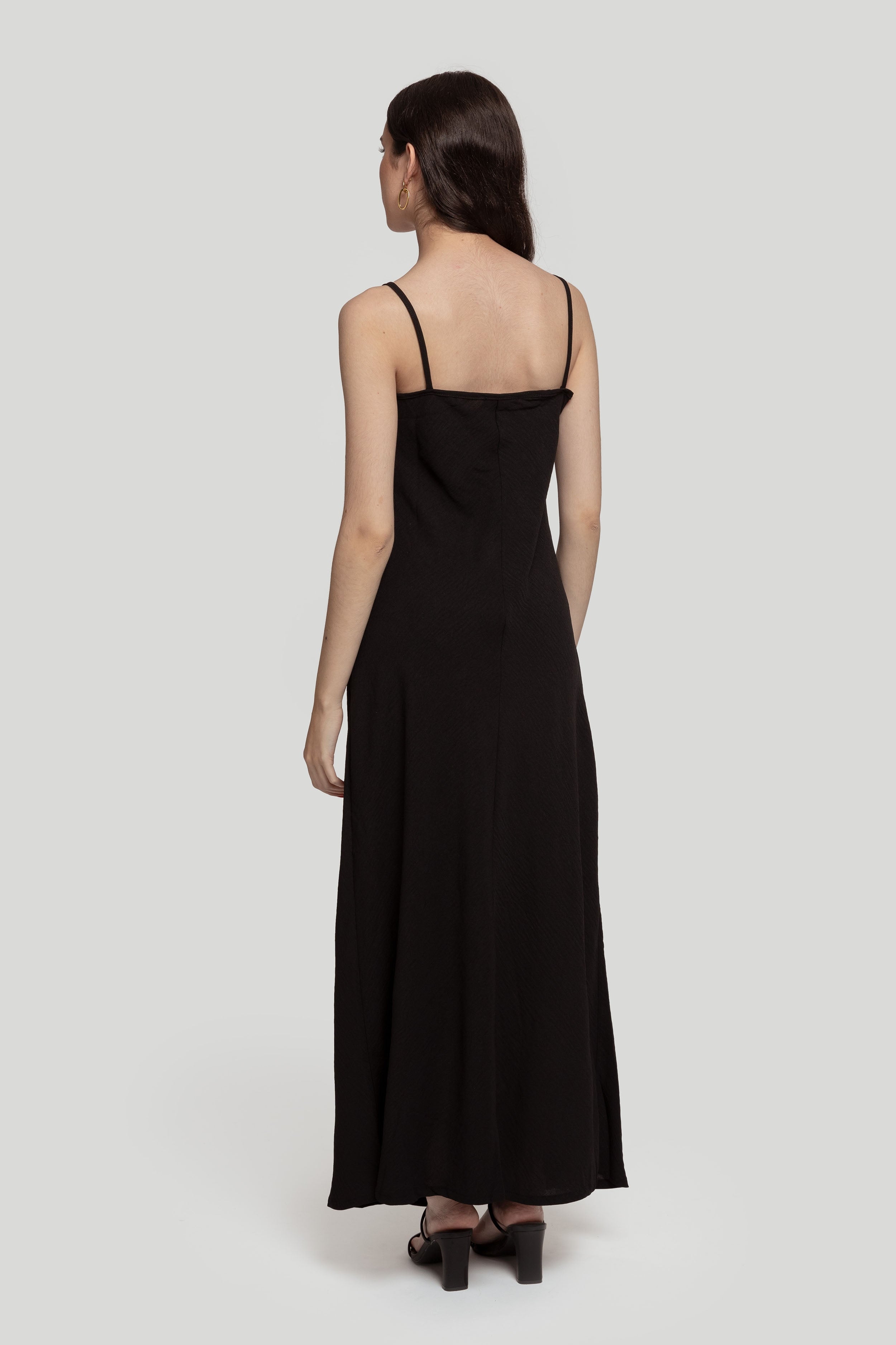 VESTIDO  LENCERO