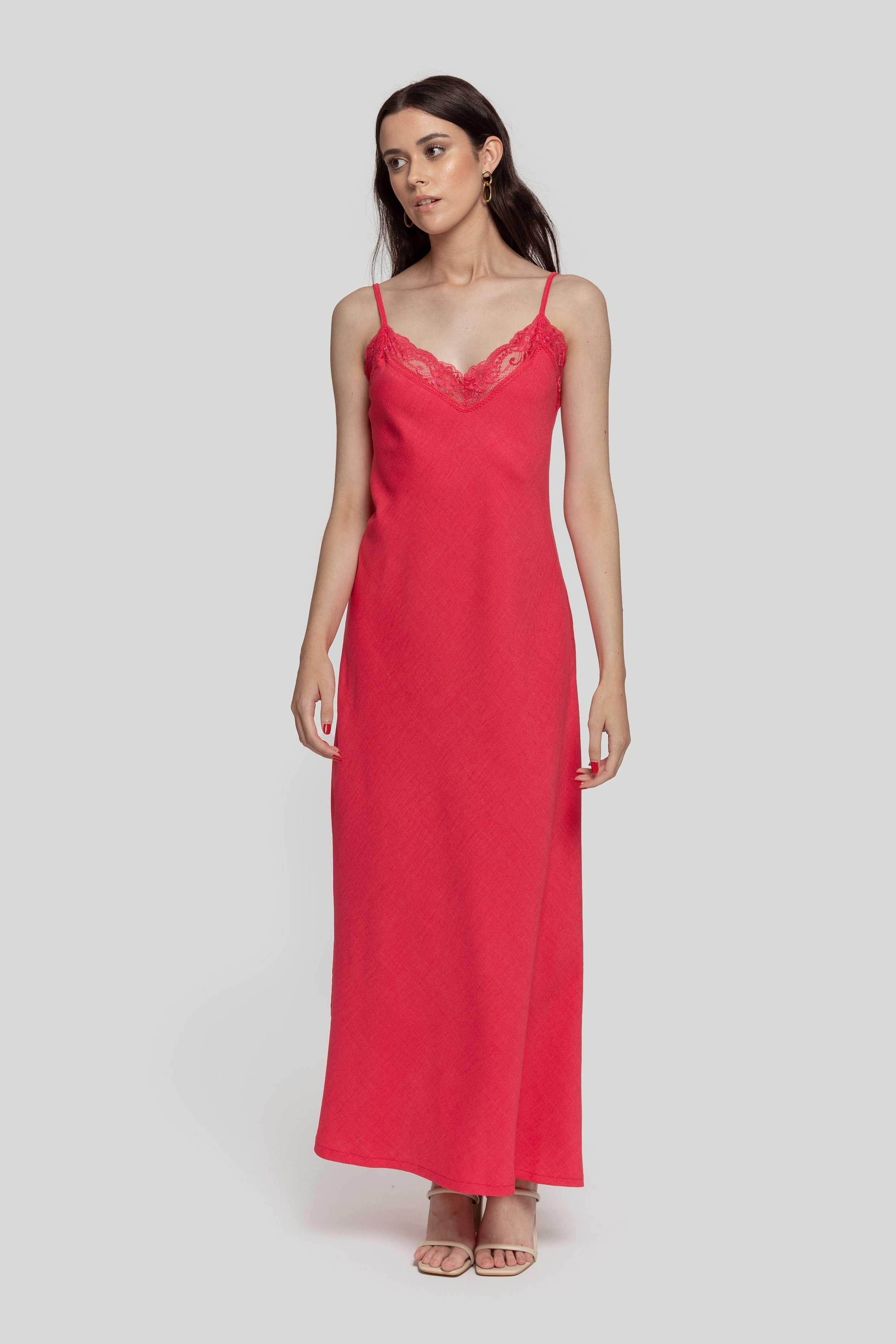VESTIDO  LENCERO