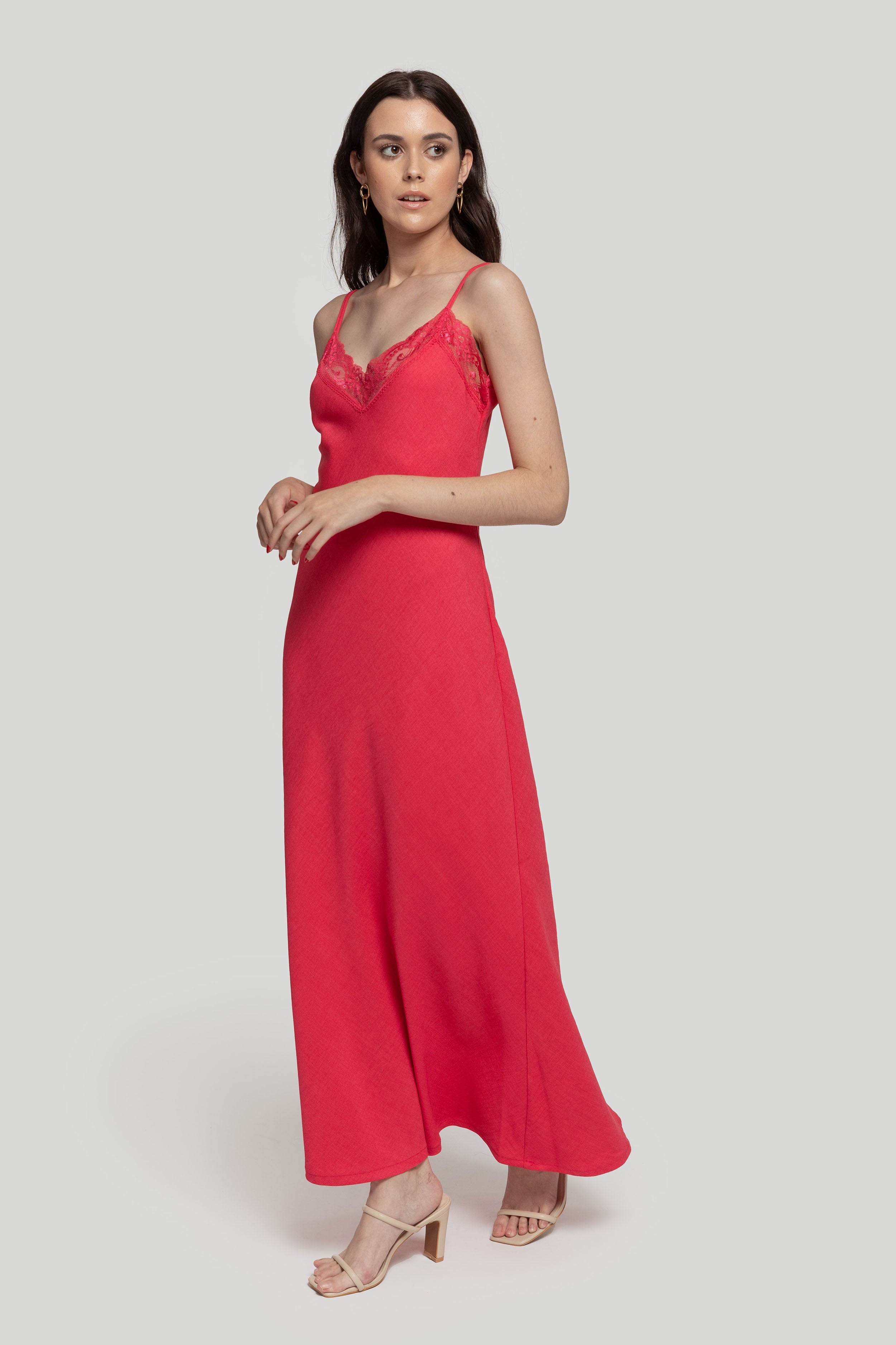 VESTIDO  LENCERO