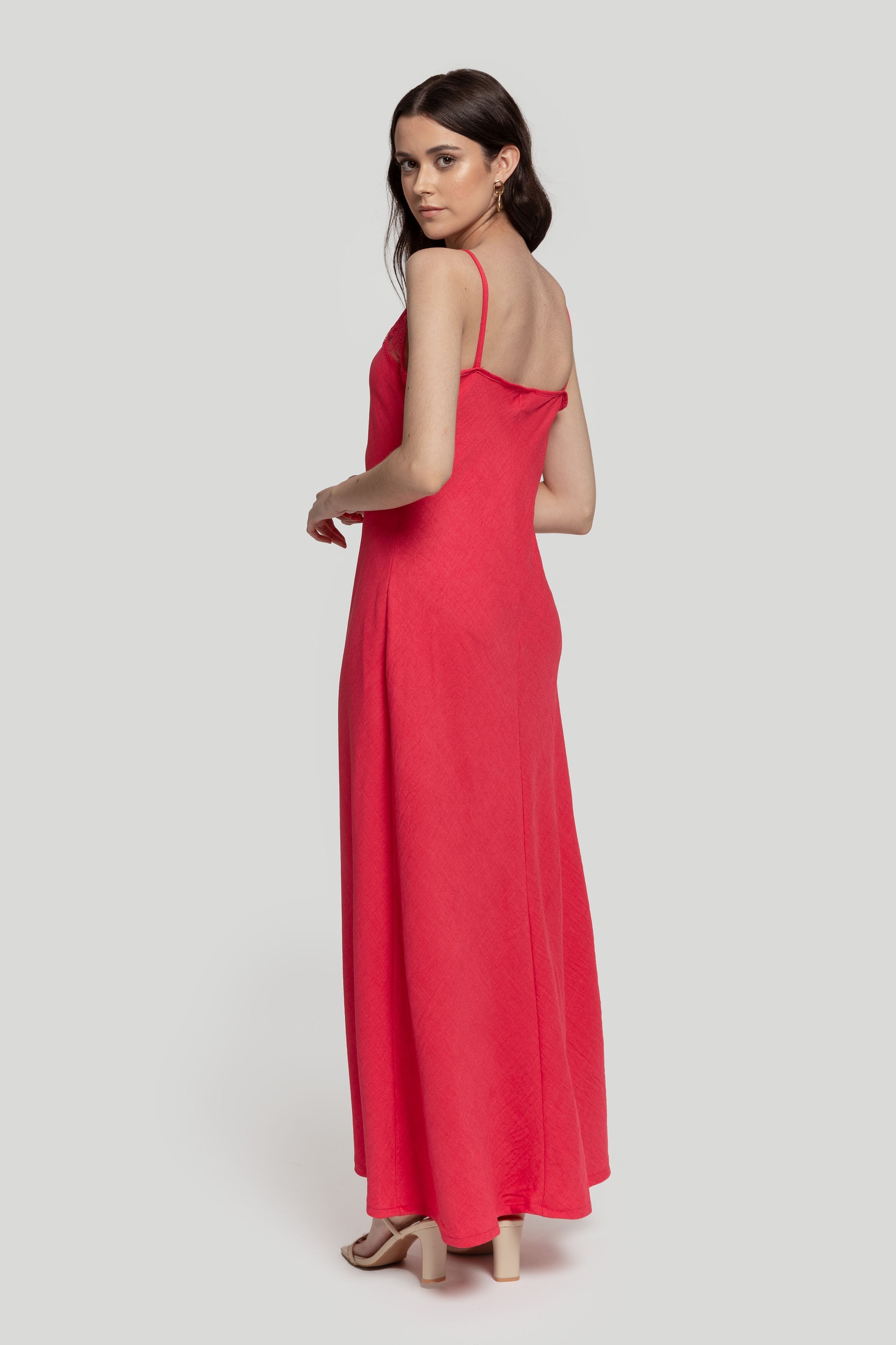 VESTIDO  LENCERO