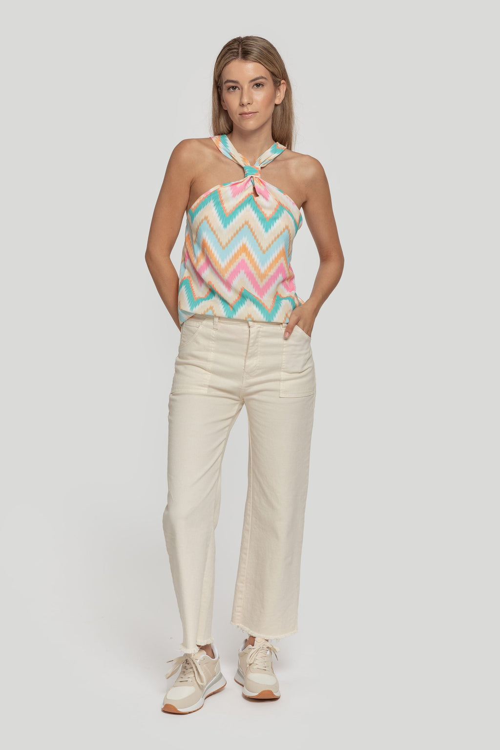 TOP  HALTER