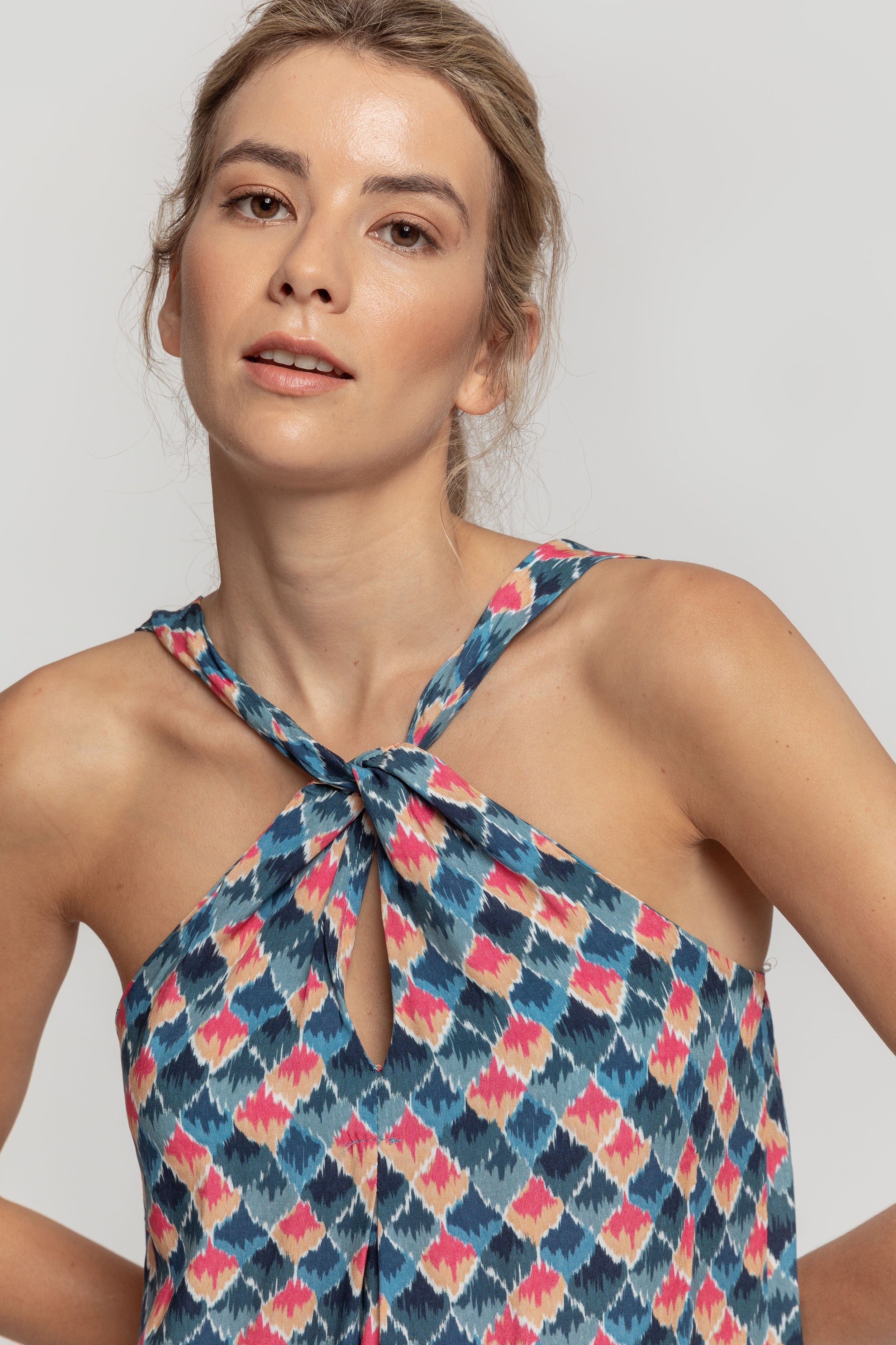 VESTIDO  HALTER