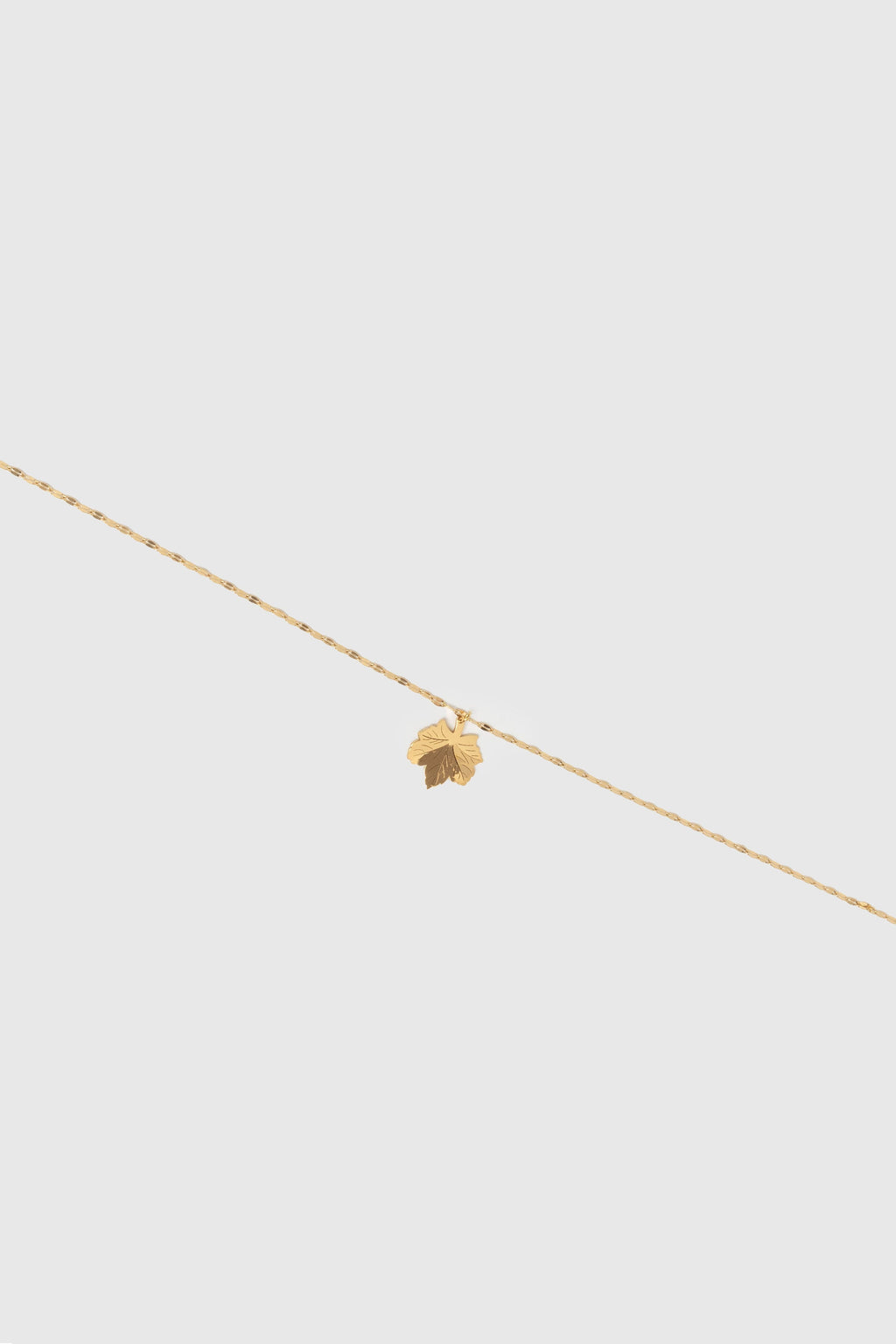 COLLAR  HOJA