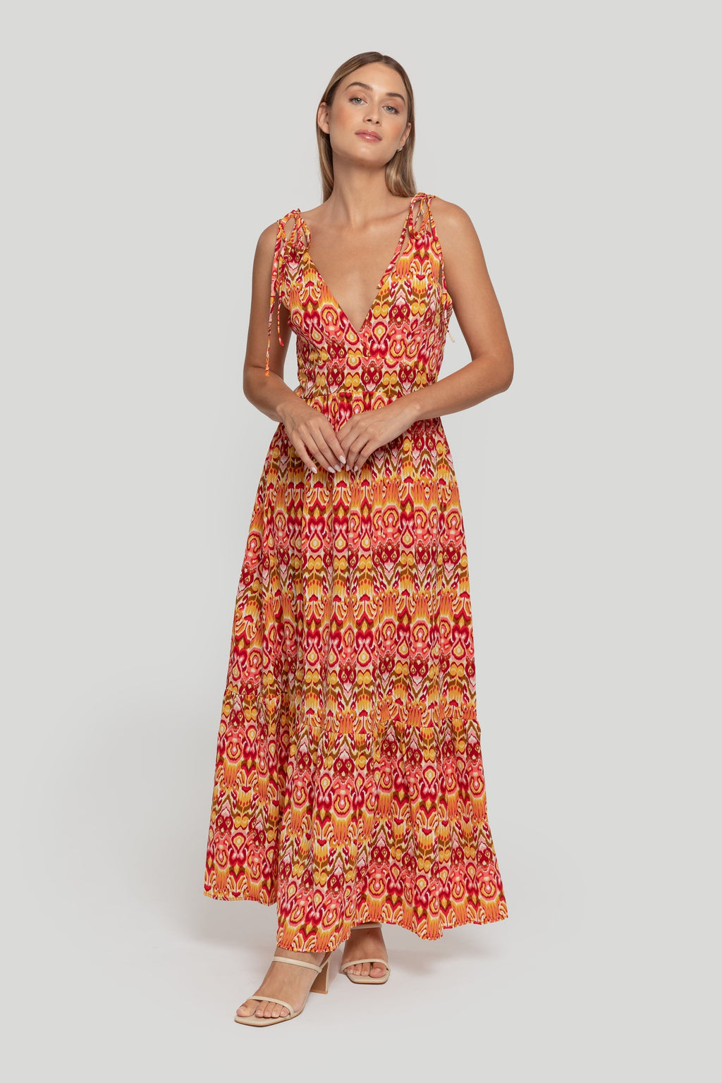 VESTIDO  ANUDADO