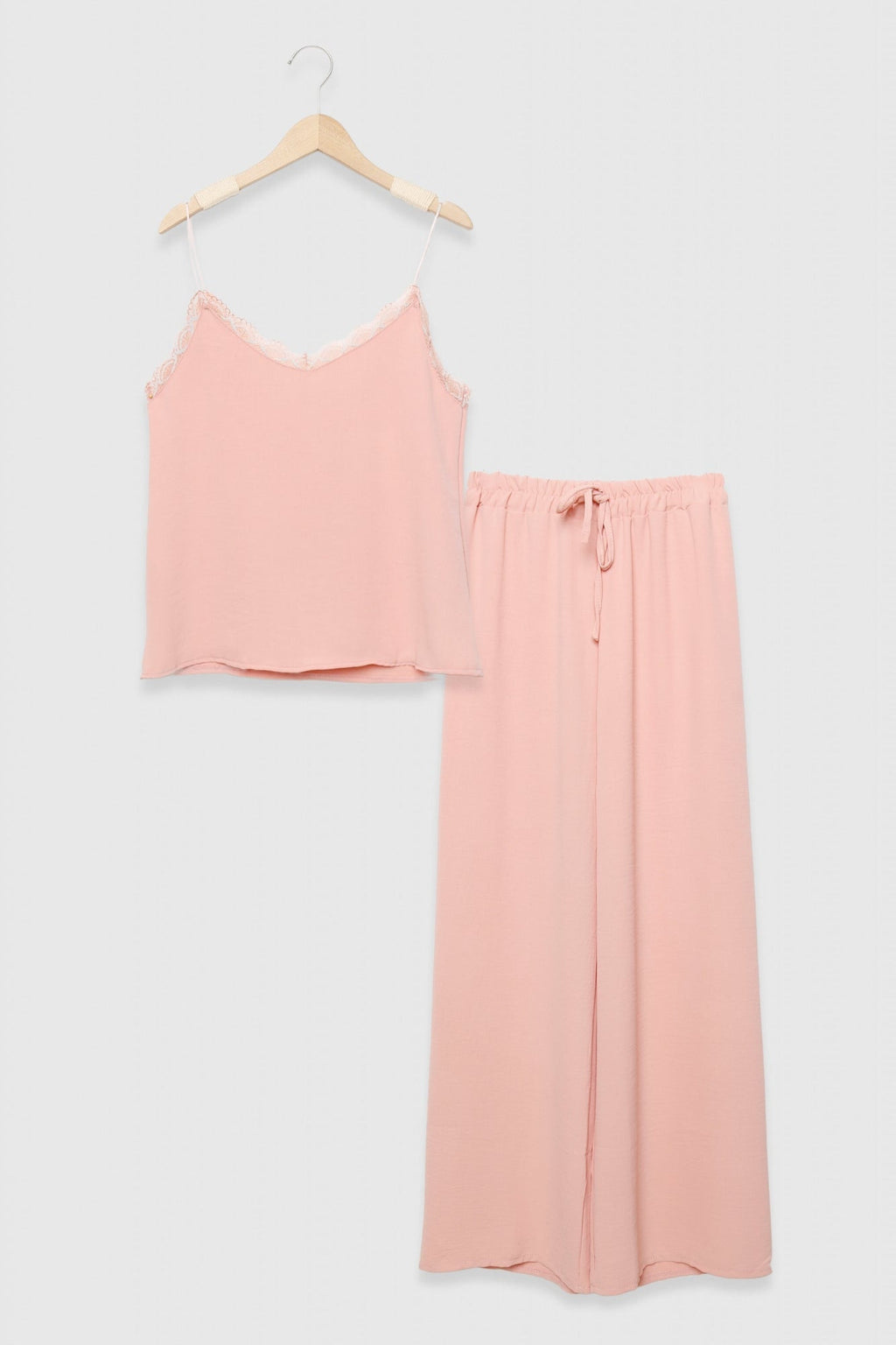 CONJUNTO  COSTA
