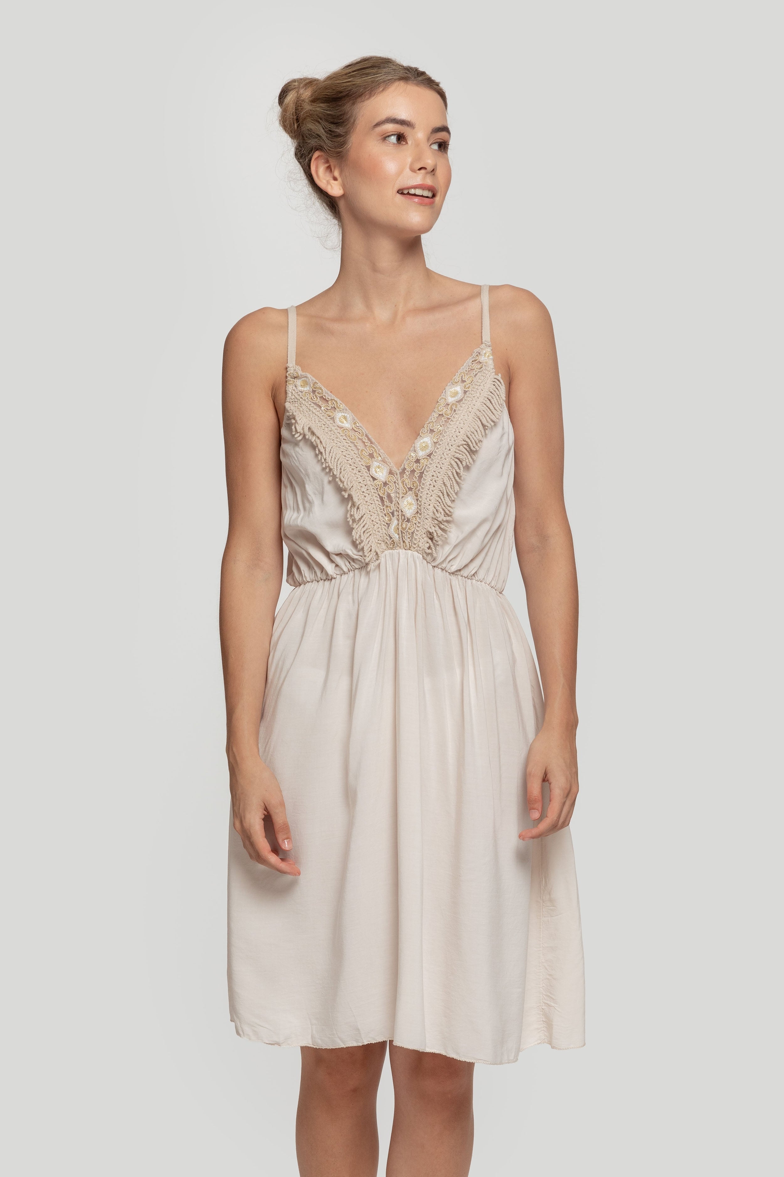 VESTIDO  ESCOTE