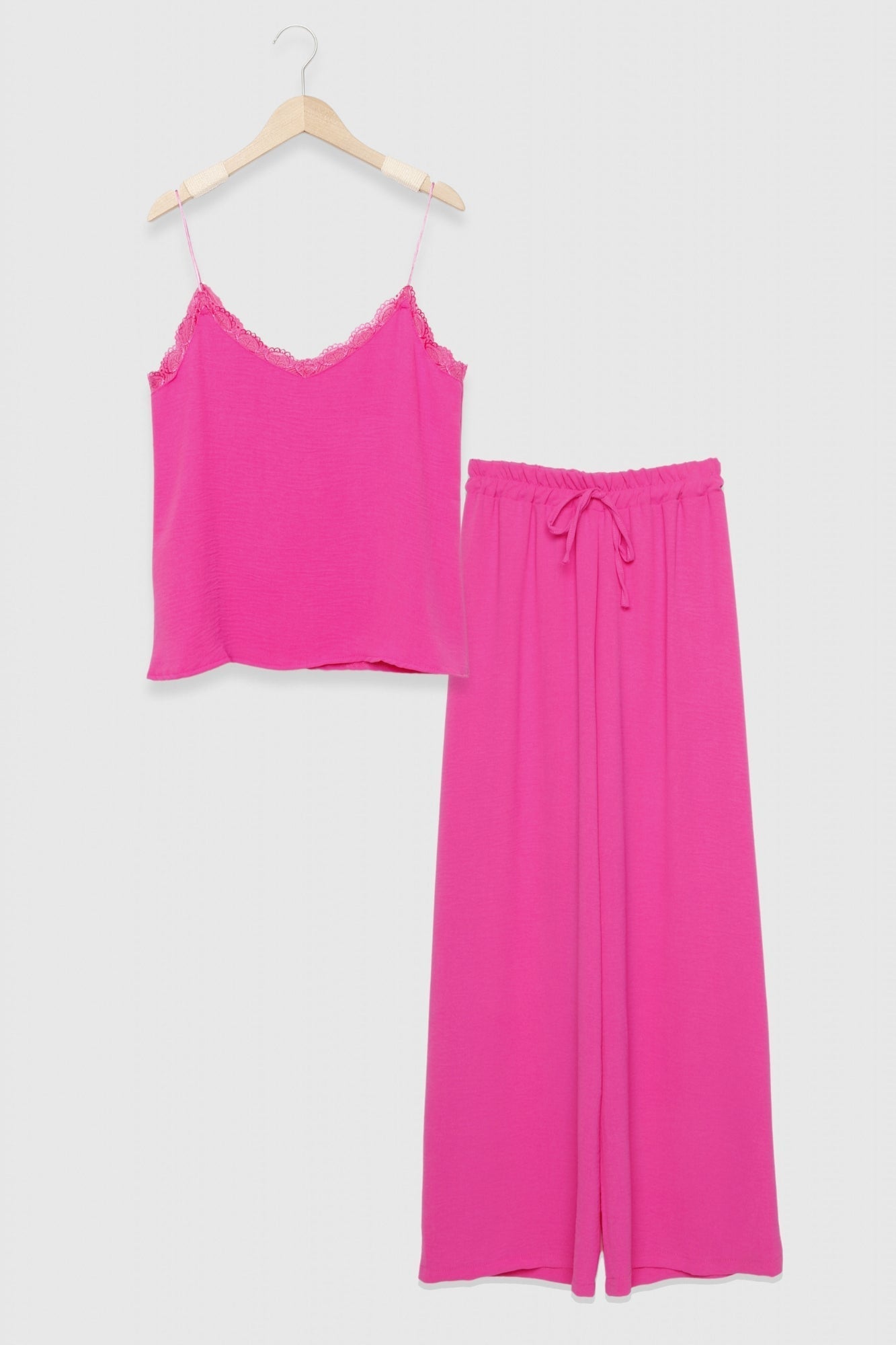 CONJUNTO  COSTA