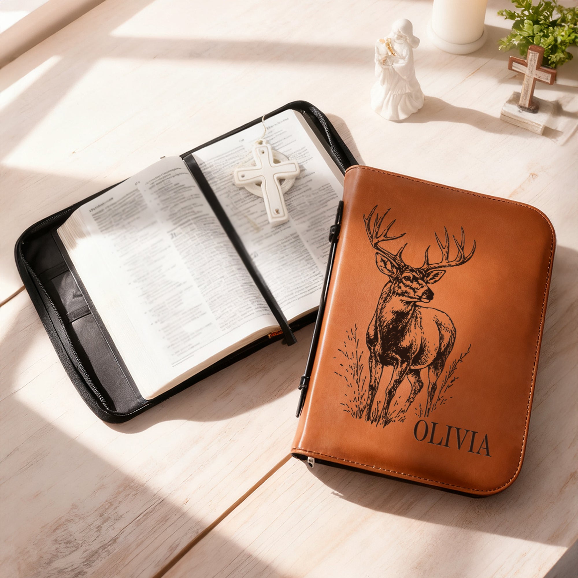 Personalizado Buck Ciervo Nombre PU Biblia de cuero cubierta del libro con cremallera y asa de transporte Bautismo Día Religioso Regalo para los cristianos Oraciones