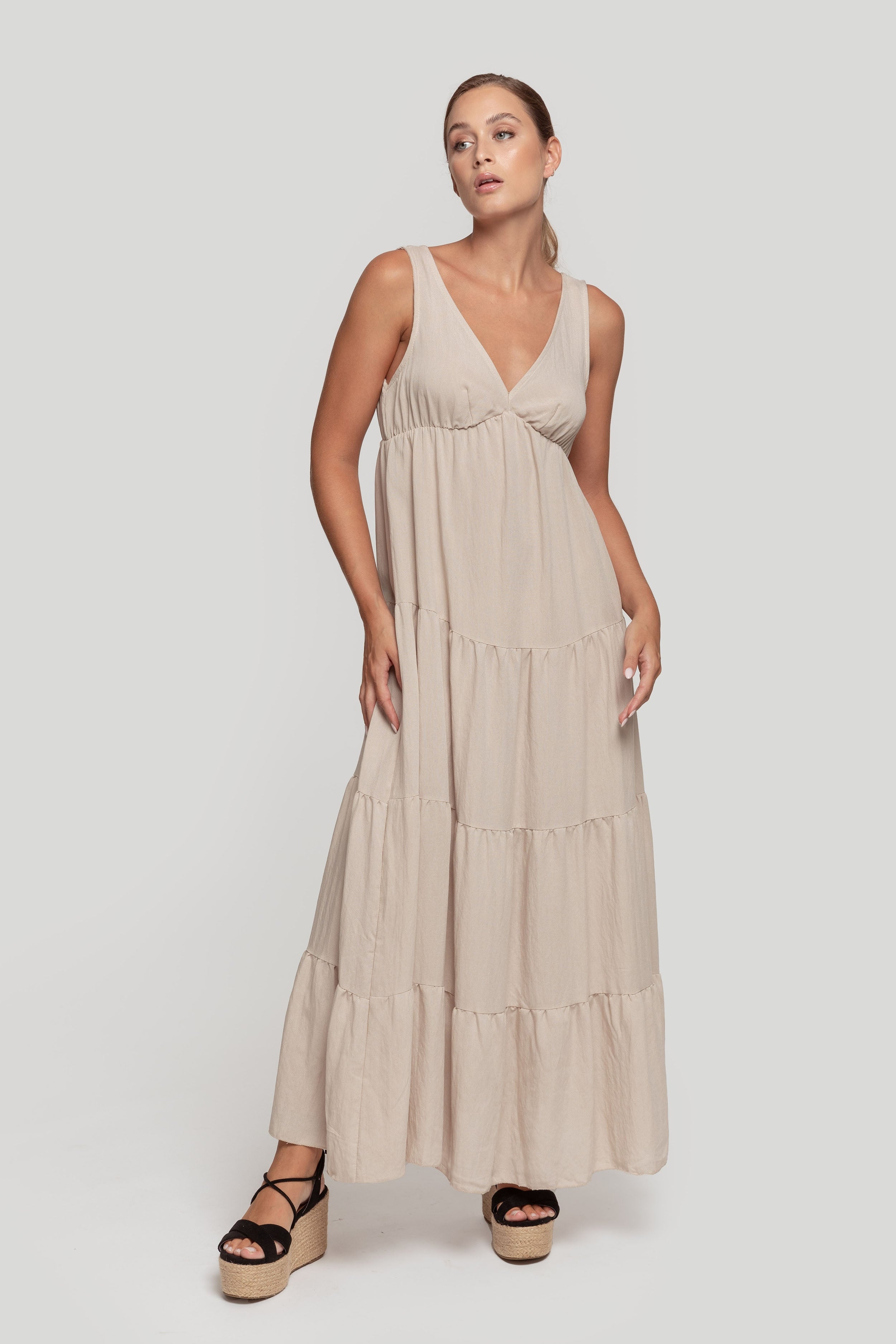 VESTIDO  COSTURAS