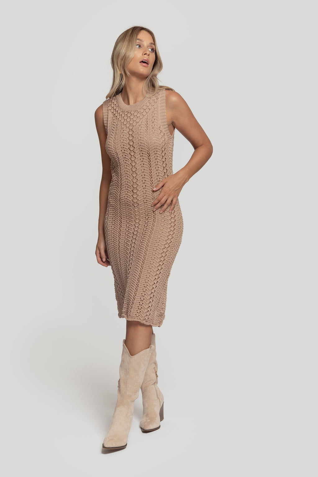 VESTIDO  CALADO