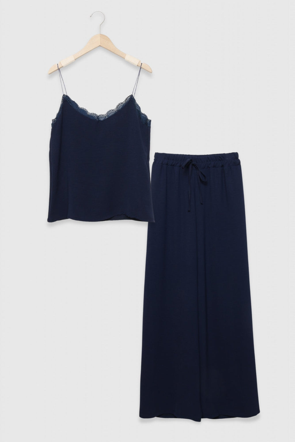 CONJUNTO  COSTA