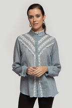 BLUSA  BORDADOS
