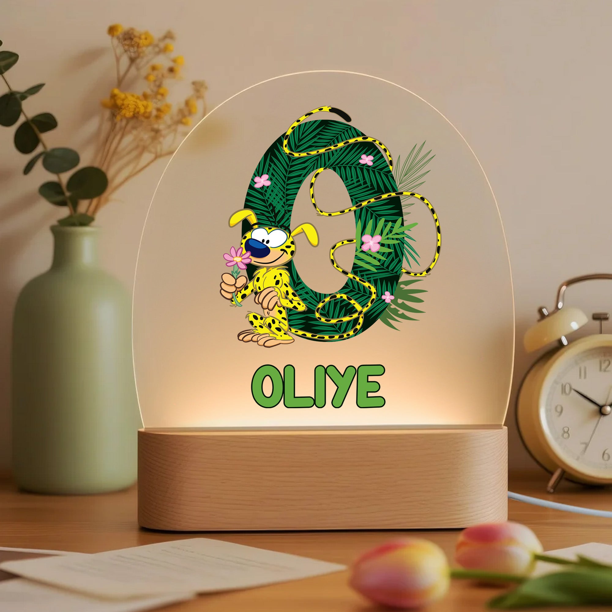 Leopardo de cola larga personalizado Marsupilami Luz de noche LED ovalada con nombre y base de madera Regalo de cumpleaños para niños pequeños | Callie × Marsupilami