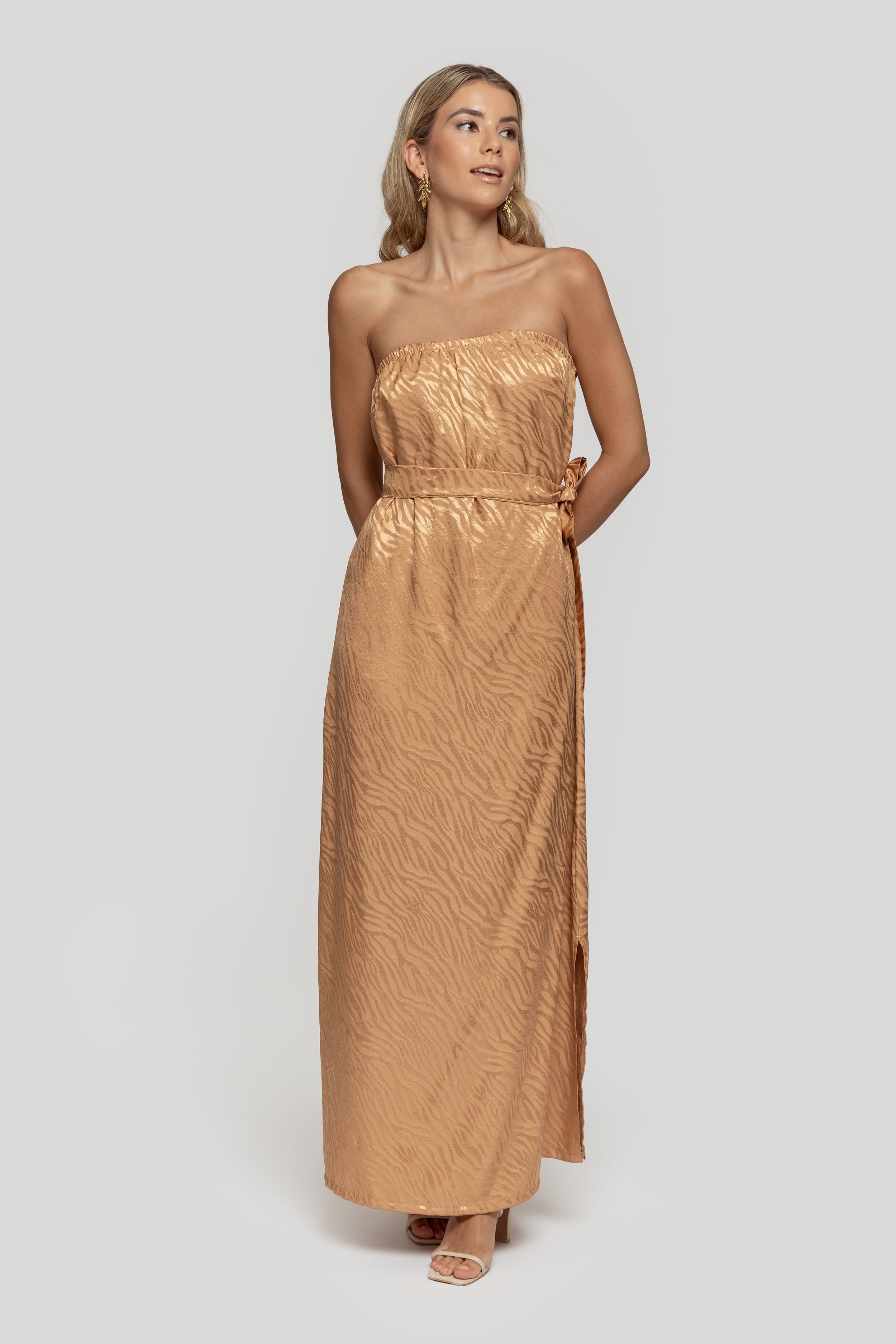 VESTIDO  RECTO