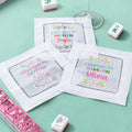 Servilleta de cóctel de lino con nombre personalizada con diseño Mahjong multicolor Juego de 4 servilletas de cóctel para fiestas Decoración del hogar Regalo de cumpleaños para familiares Amigos Amant