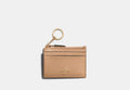 COACH® Women's Portadocumentos de identidad Mini Skinny en Beige | Cuir