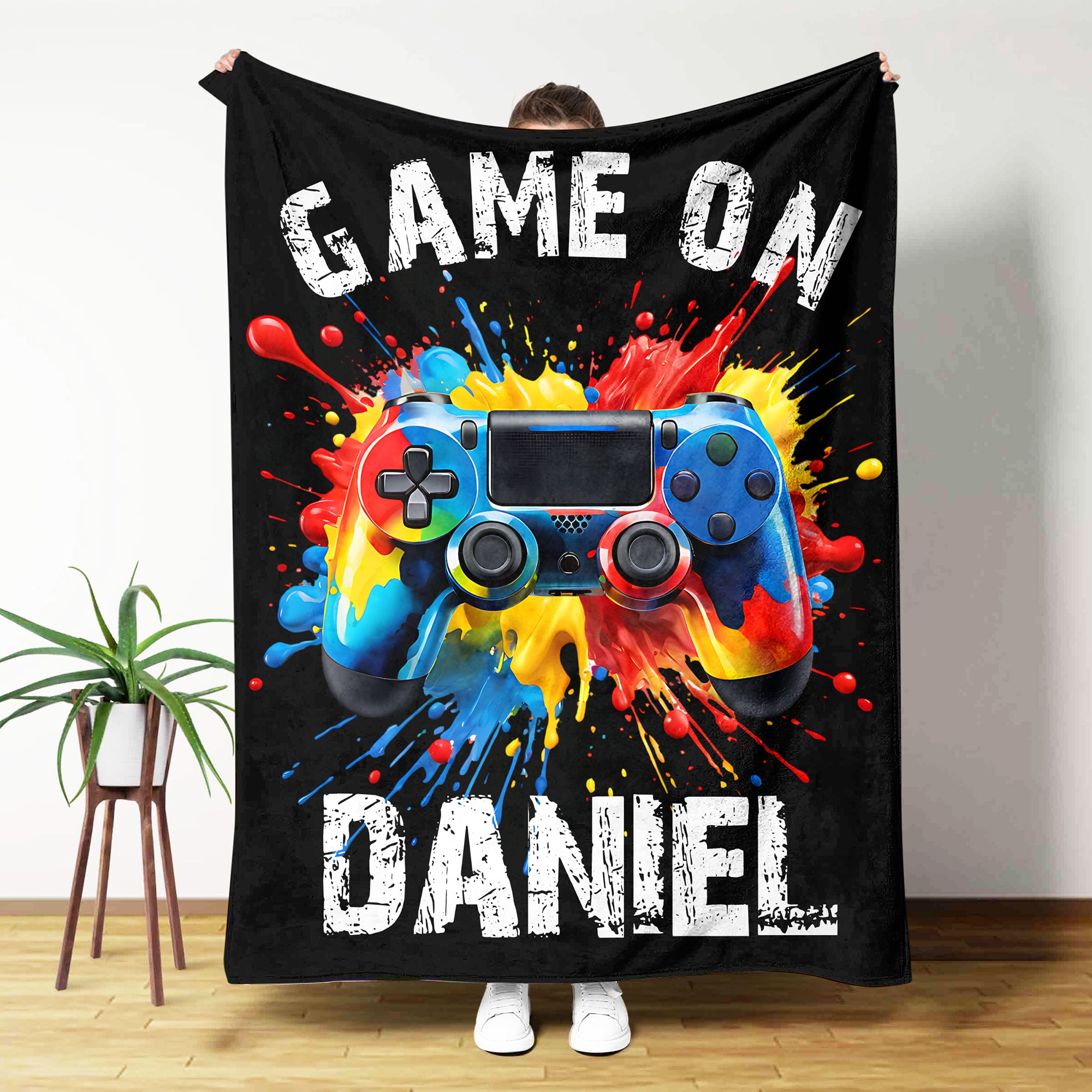 Manta blanda personalizada con nombre y título Gamepad Splatter Paint Home Decor Regalo de cumpleaños para un niño amante de los videojuegos