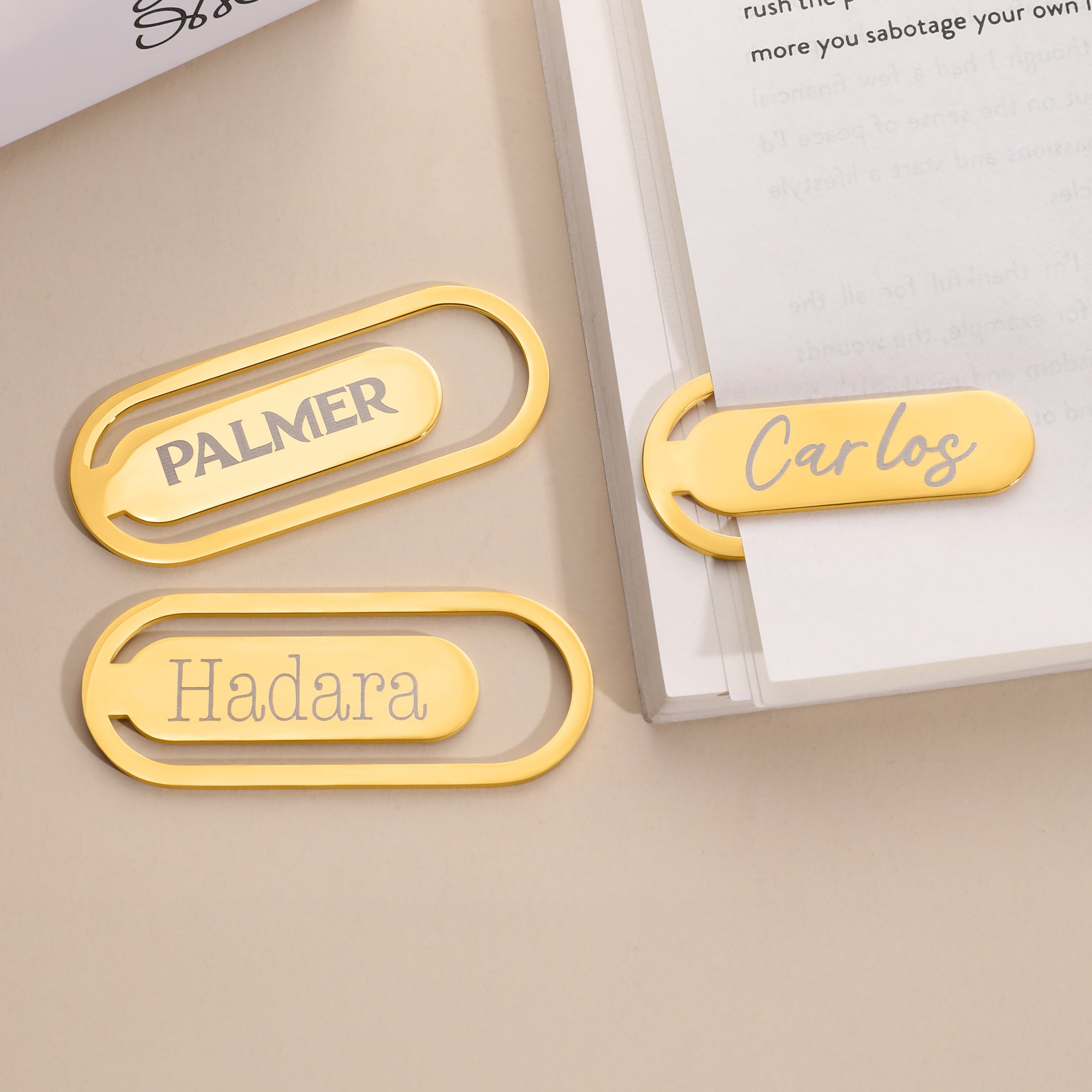Marcapáginas sutil personalizado de acero inoxidable dorado con texto Accesorio de lectura Regalo de cumpleaños para amantes de los libros Ratones de biblioteca
