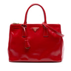 Medium Saffiano Vernice Galleria Double Zip Satchel