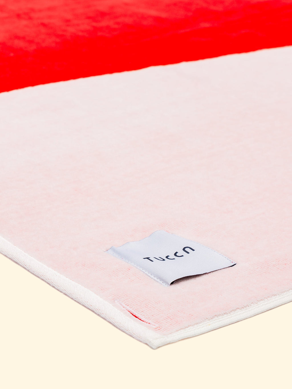 BERRY - Toalla de playa de algodón orgánico con bolsillo