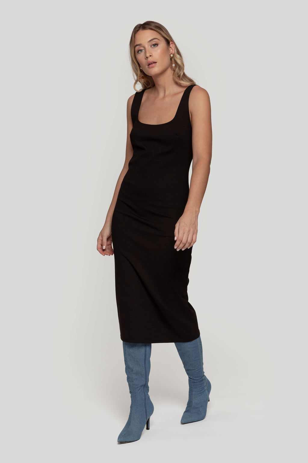 VESTIDO  CEÑIDO