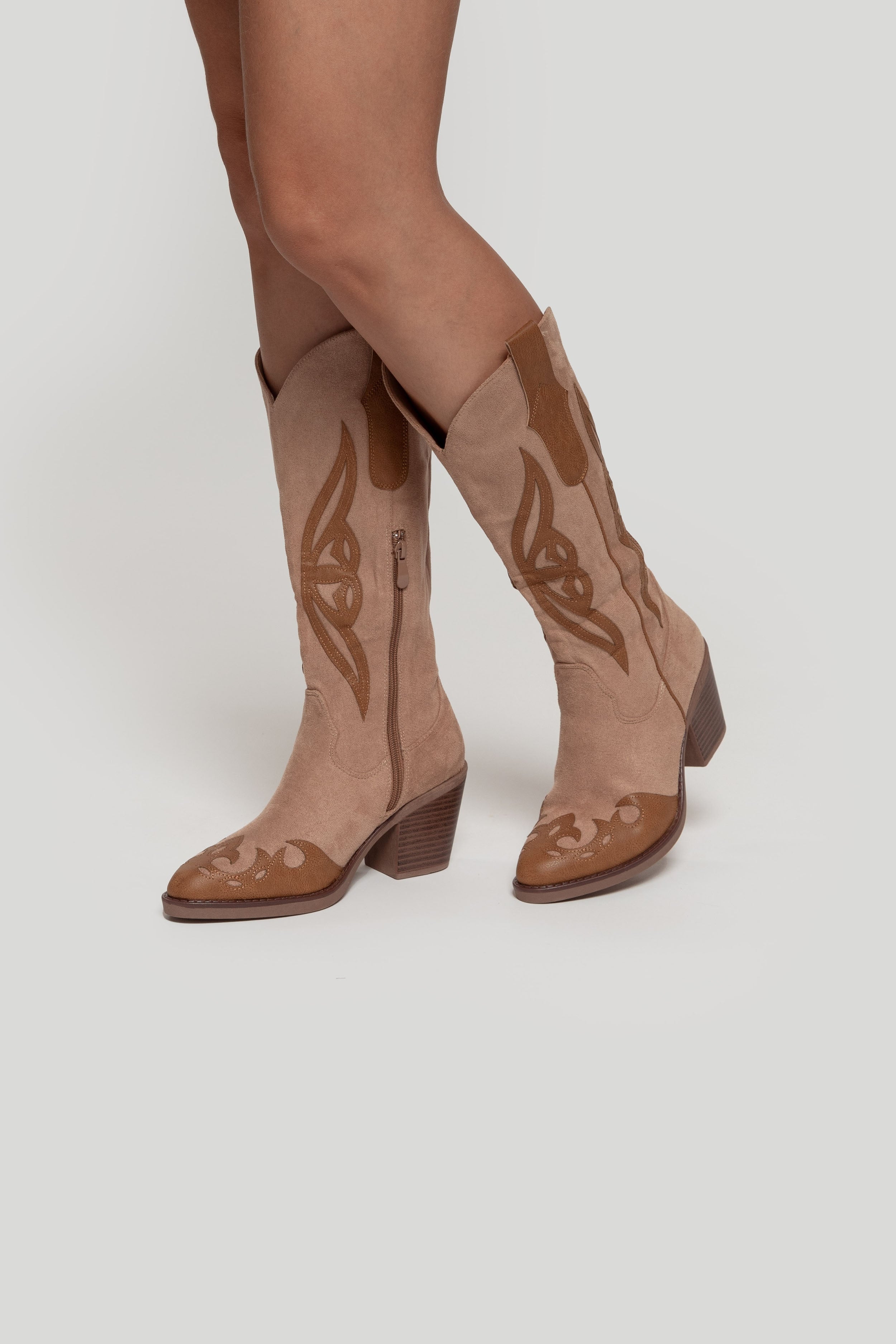 BOTA  DETALLES
