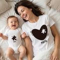 Puzzle de corazones personalizado 100% algodón Camiseta body para bebé a juego con nombre y título Regalo de cumpleaños del Día de la Madre para recién nacido Nueva mamá